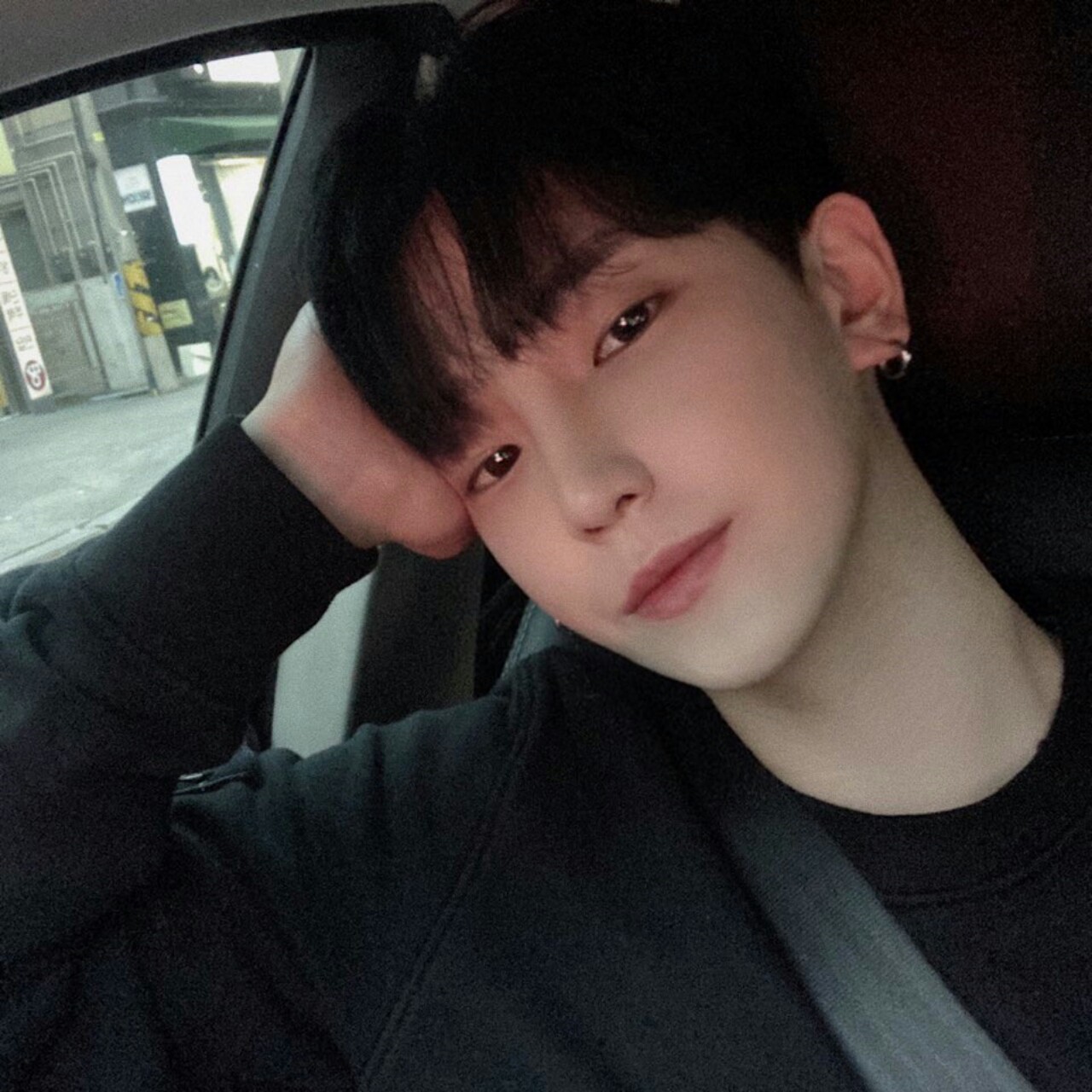 유비는 비실이 ,