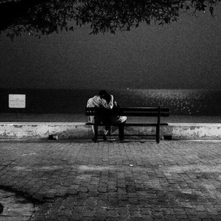 # 만남과 인사 없는 사랑