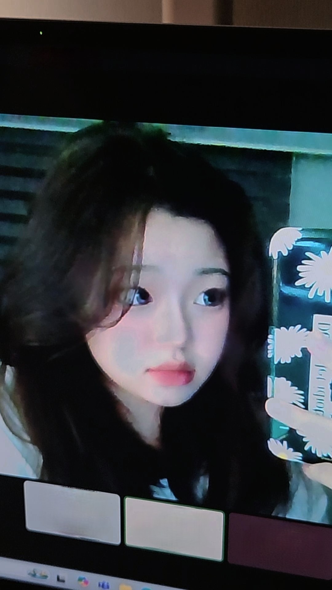 # 첫방송에 수다 노래 다 해보까