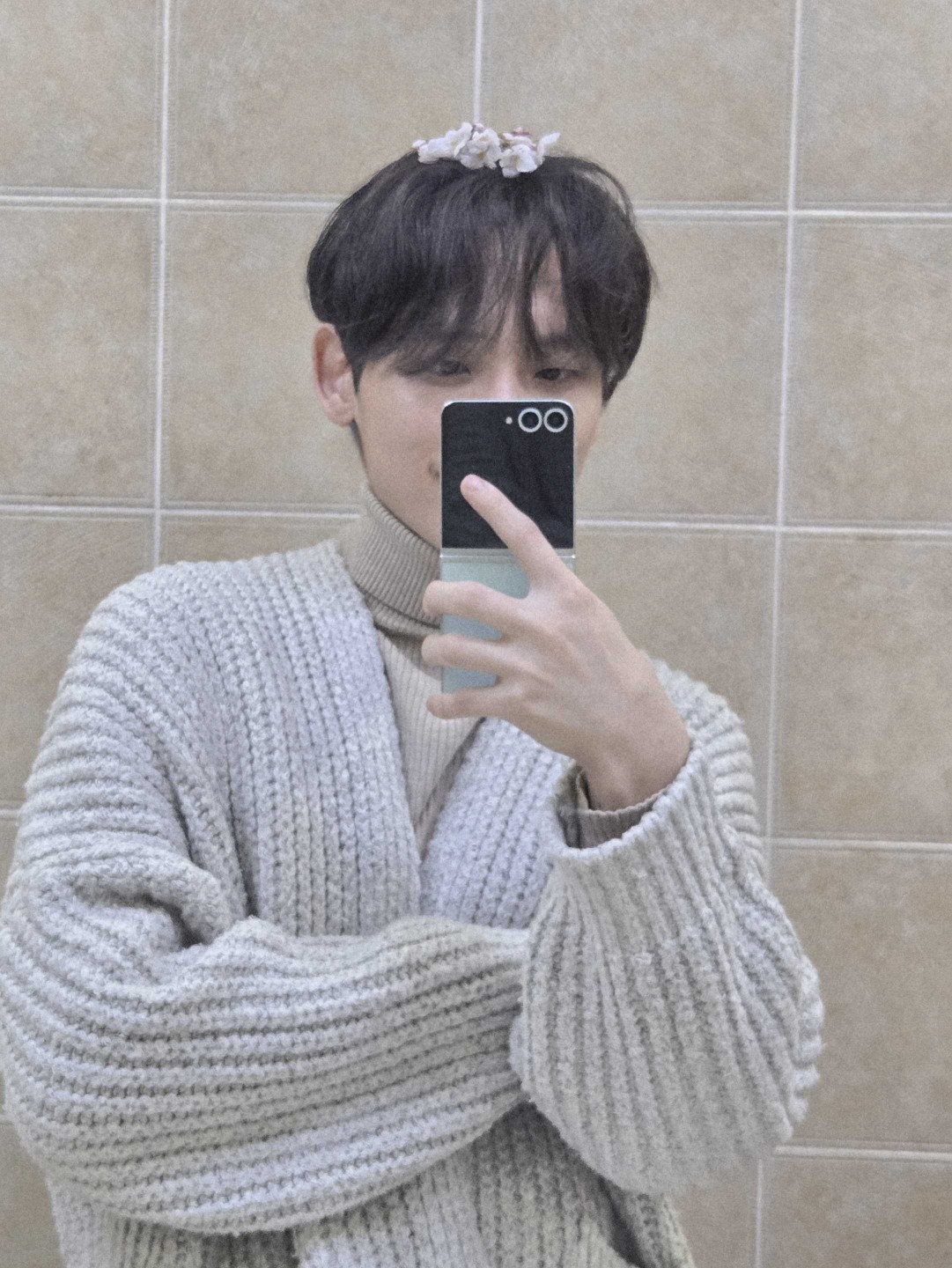 혼자 벚꽃보고온 테토남