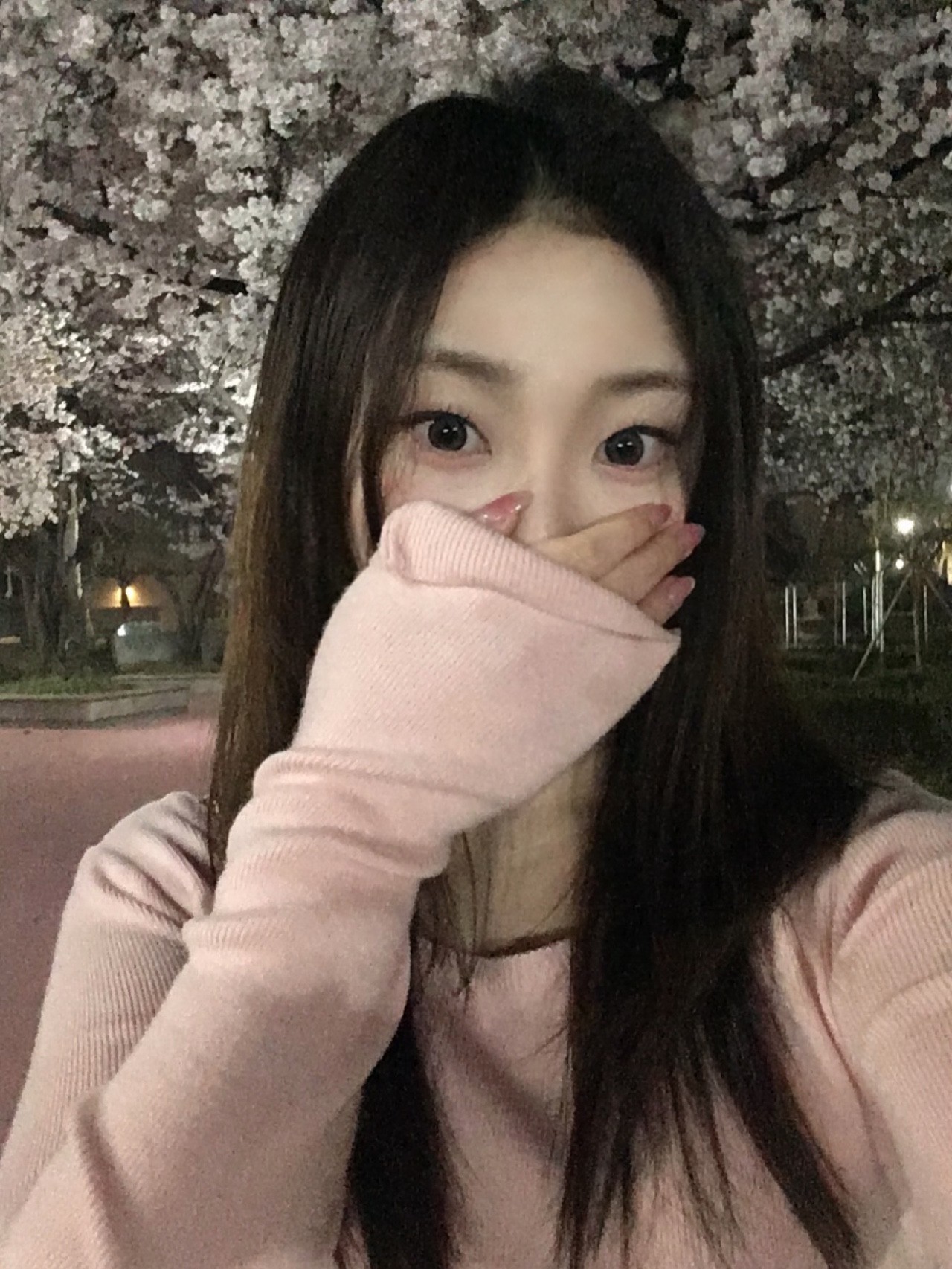 화창한 딸기우유