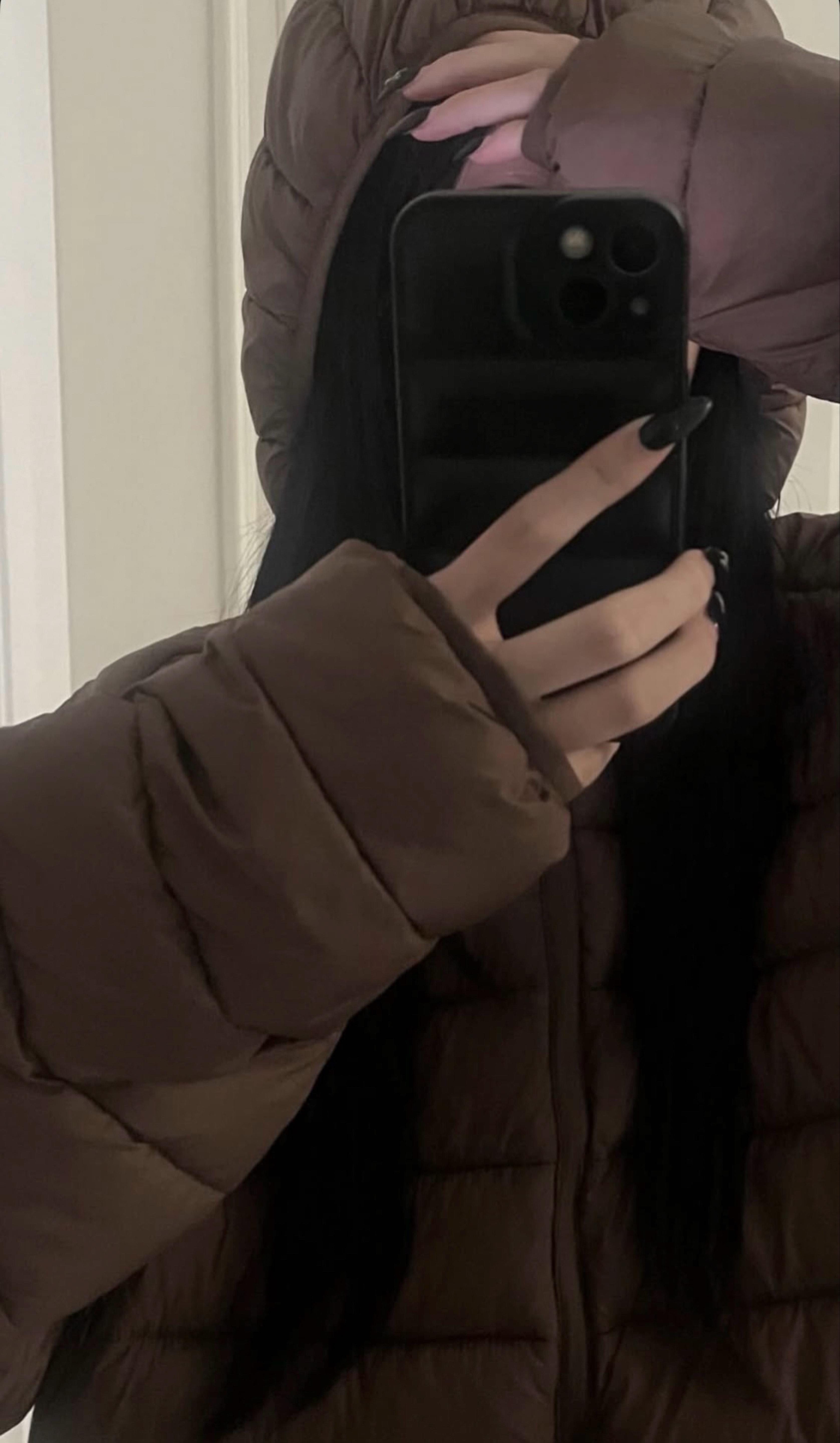 흐으음