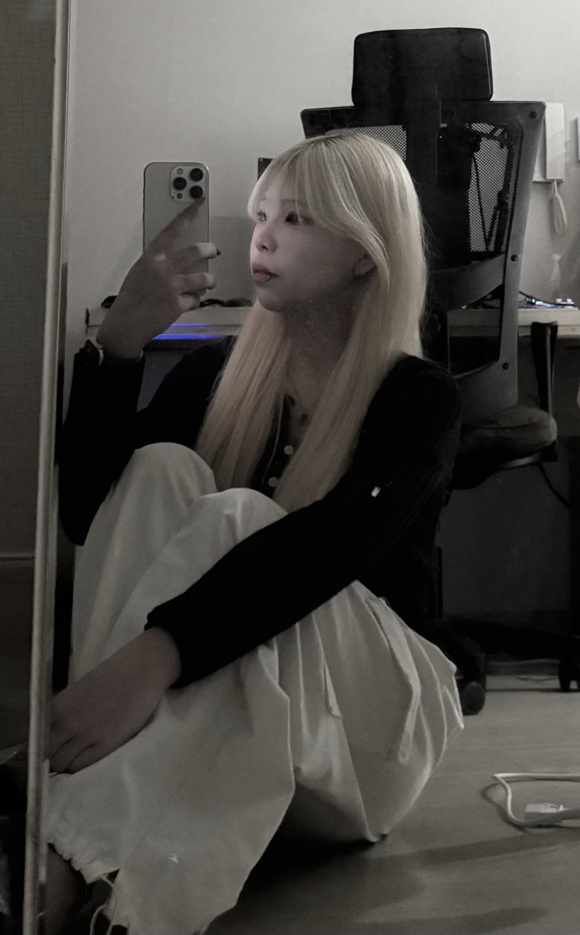 # 성대결절 회복중에 노래부르는 사람