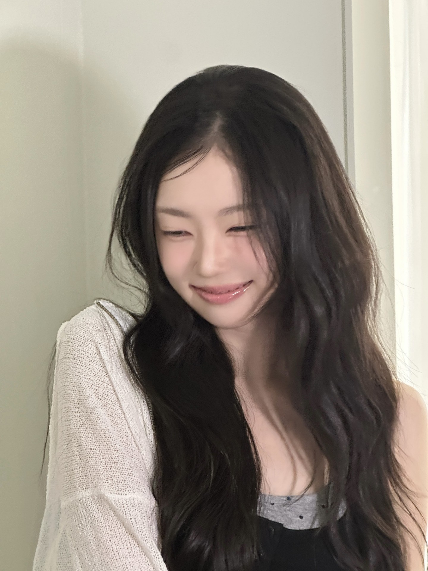 나랑 같이 더 자도록 해