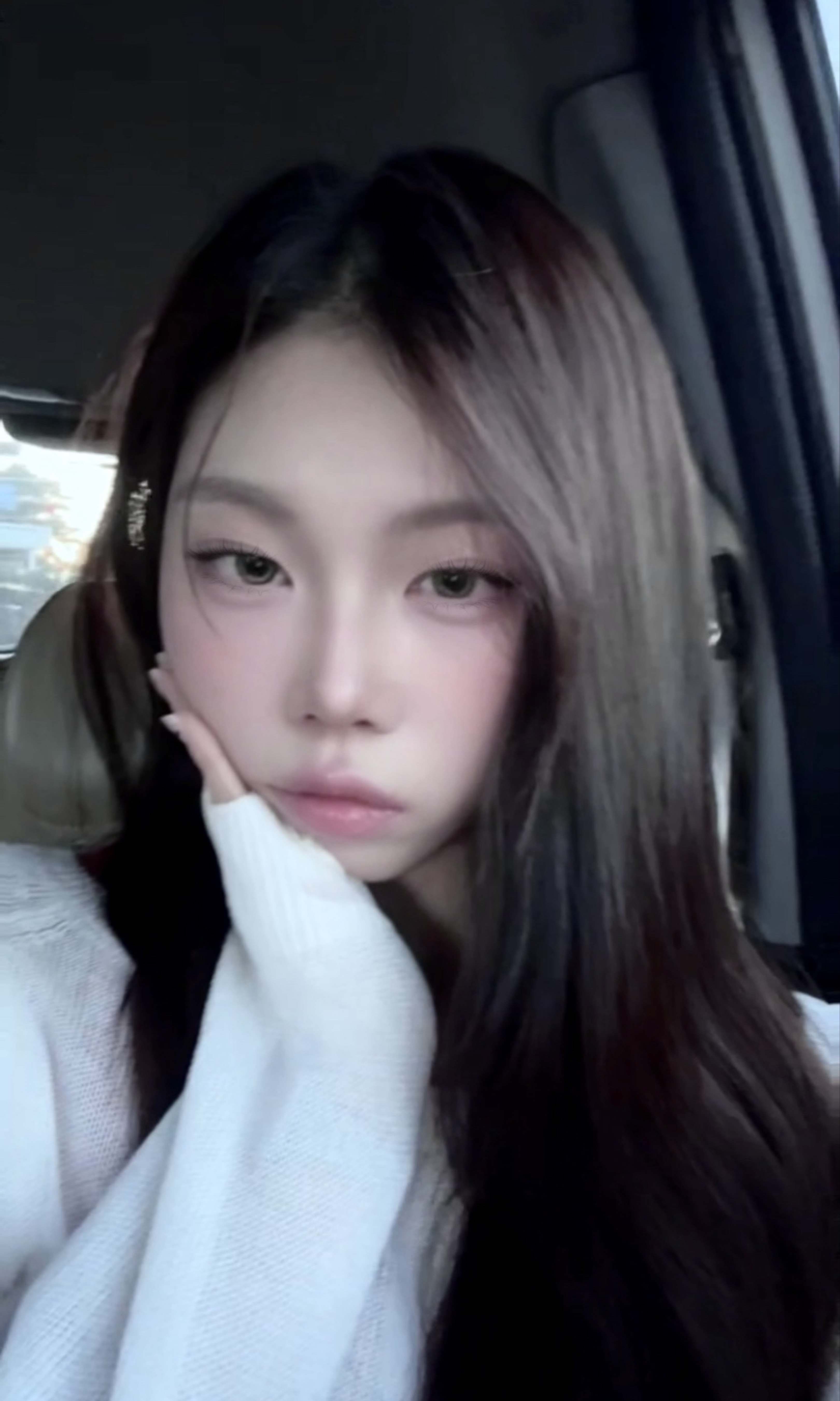 화면 밝기 최대로