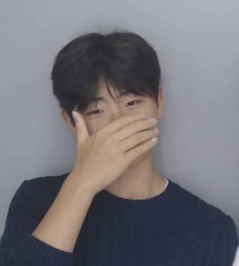 신입) 지금시간에 방송하는 고딩?