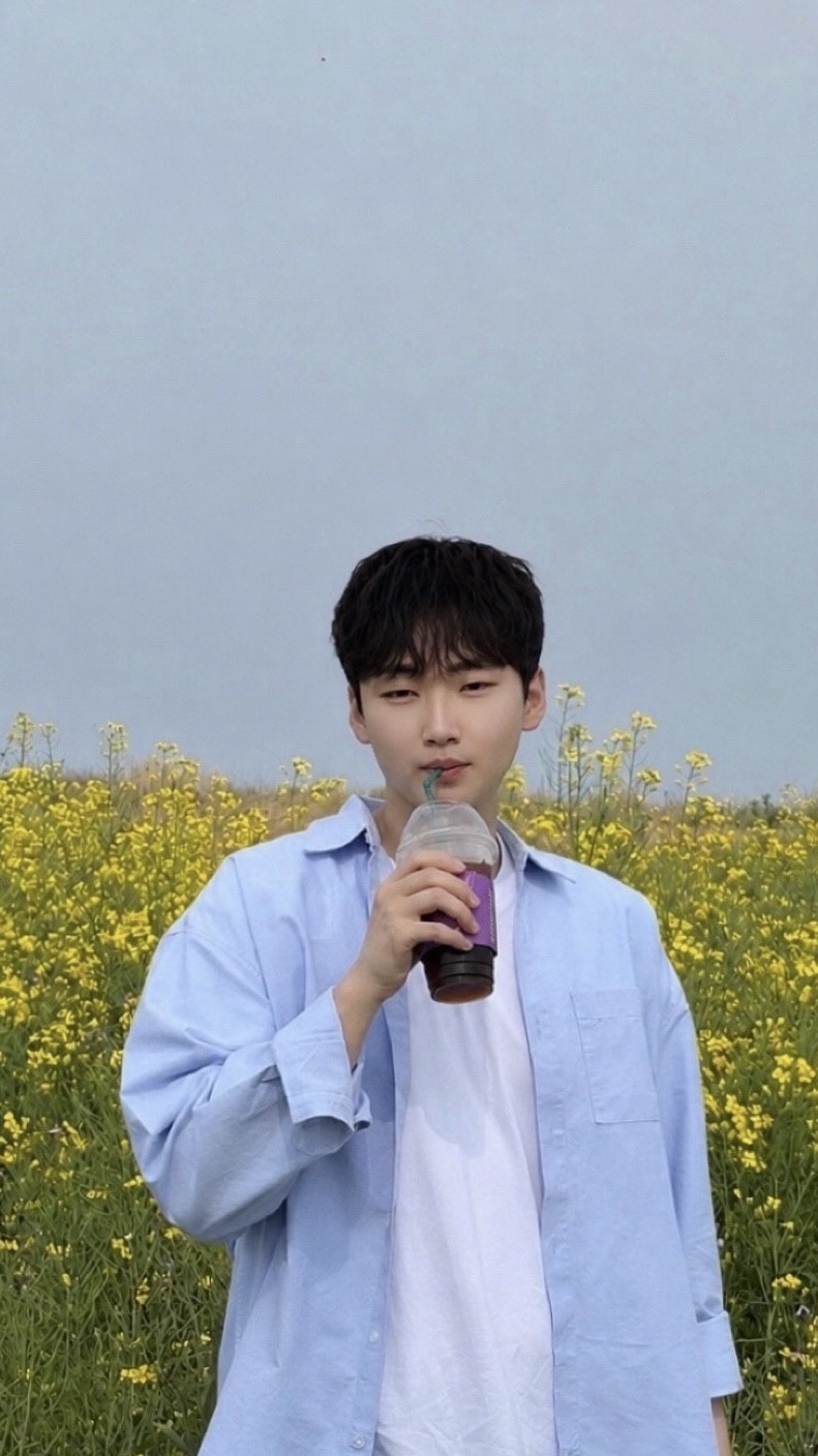 (신입) 안녕...하세요?