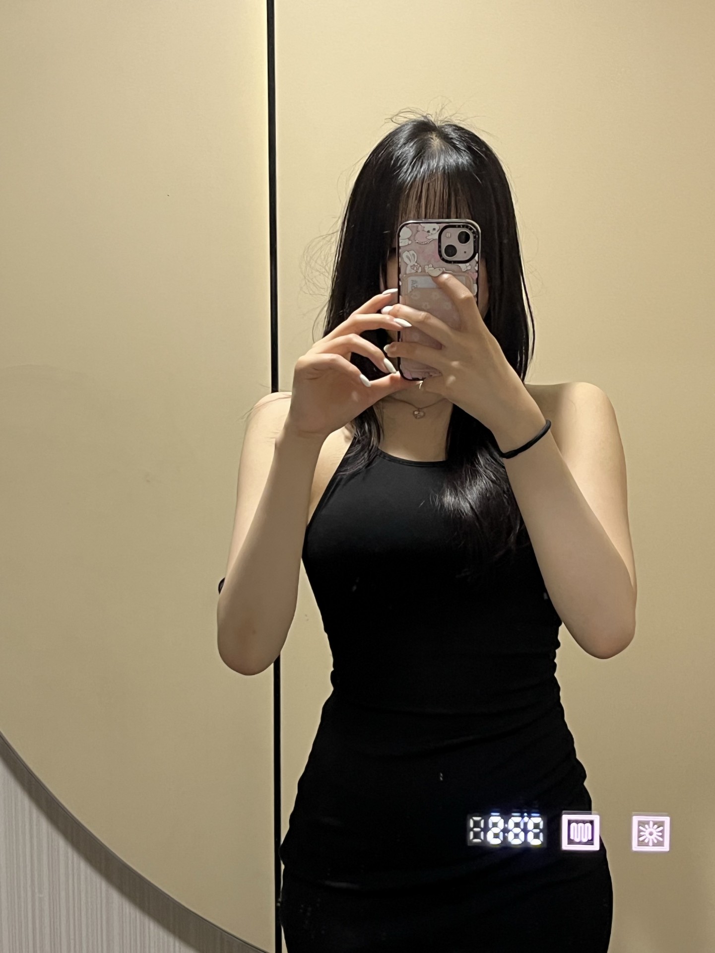 HEY !
