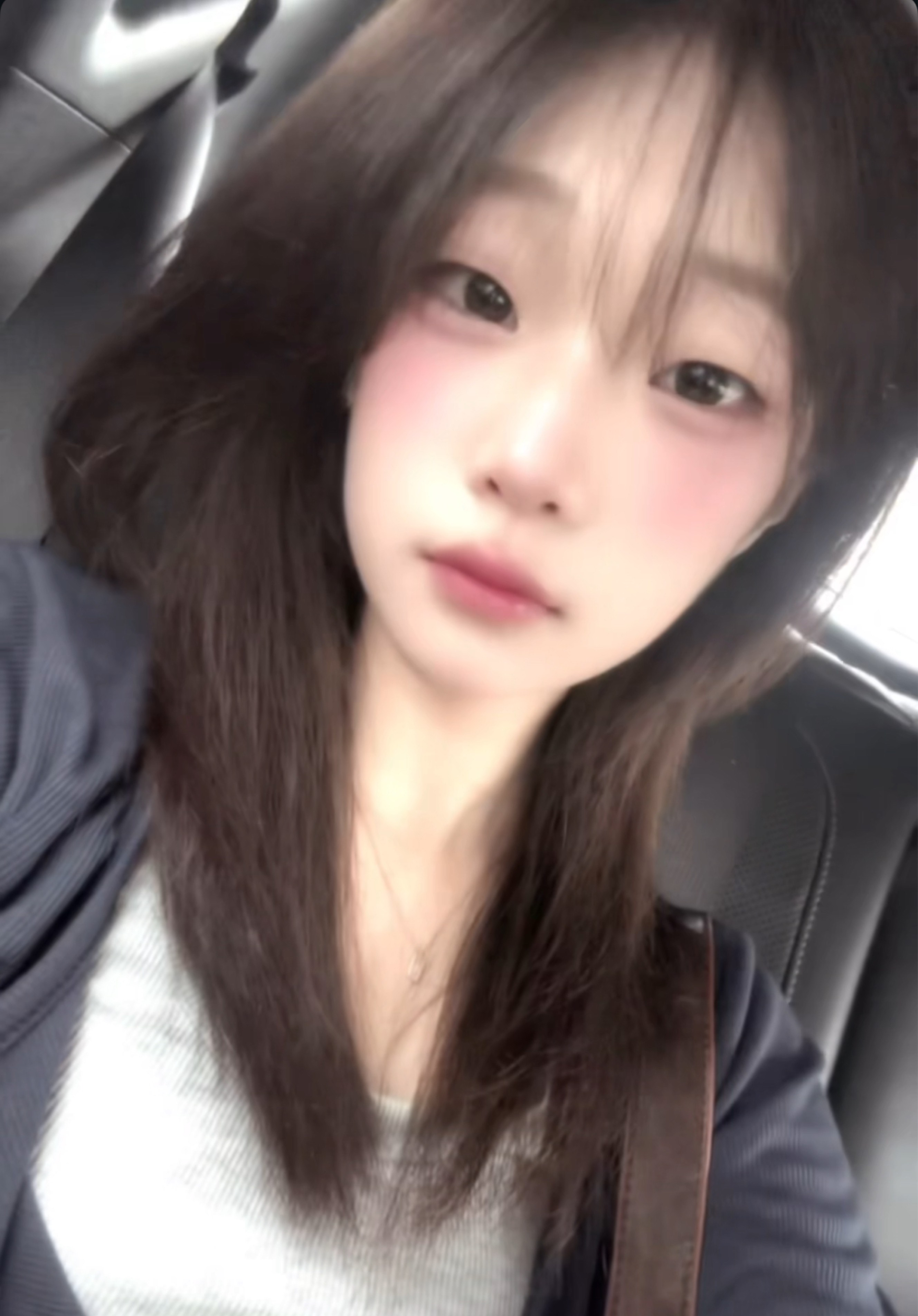눈 마주쳤으면 들어와