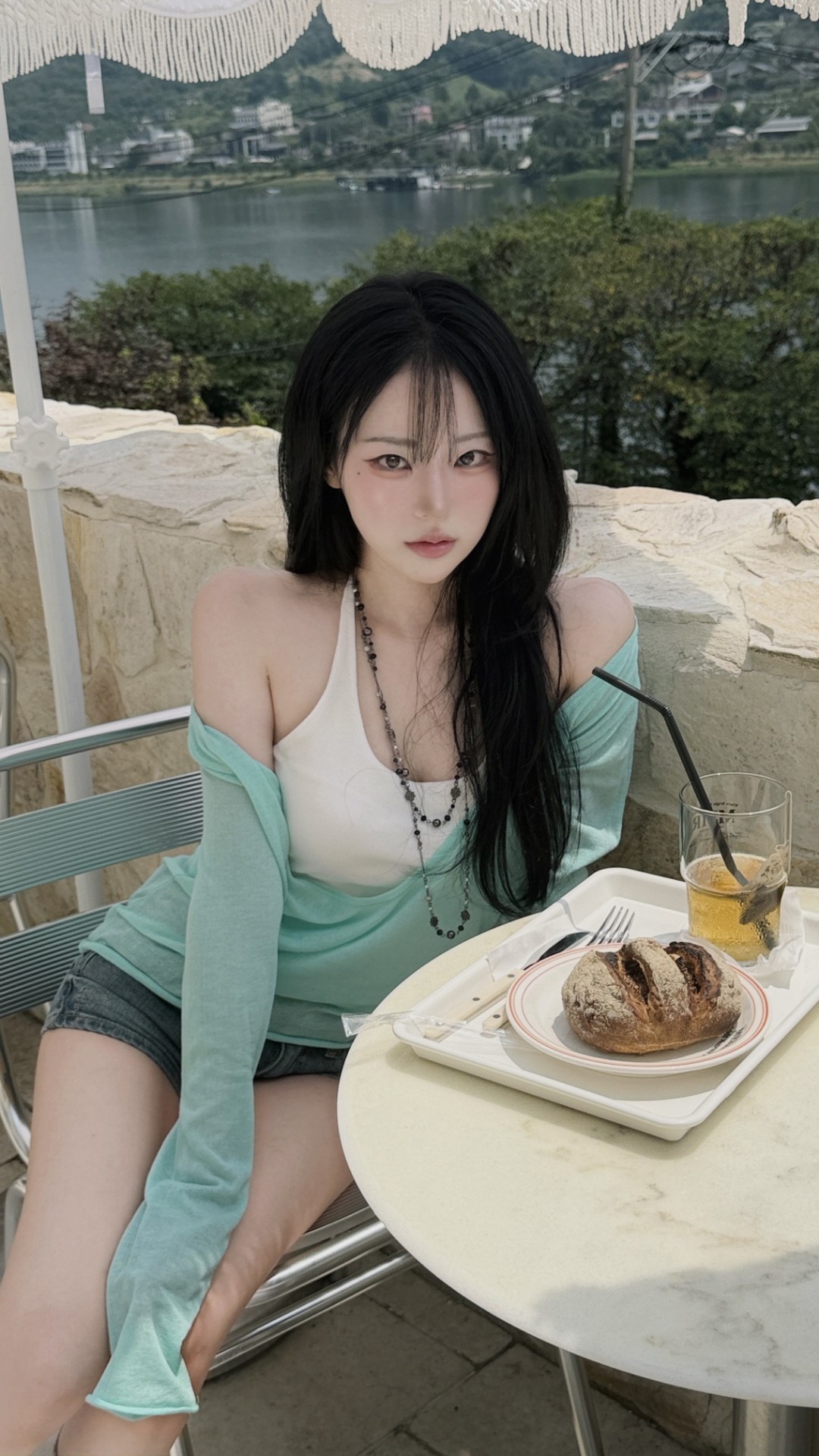 장마도 막지 못한 이제는 맑음