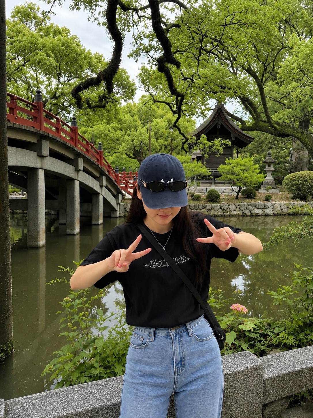 나 치킨먹어.