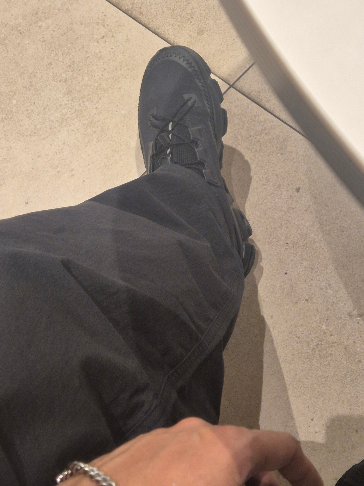 ///