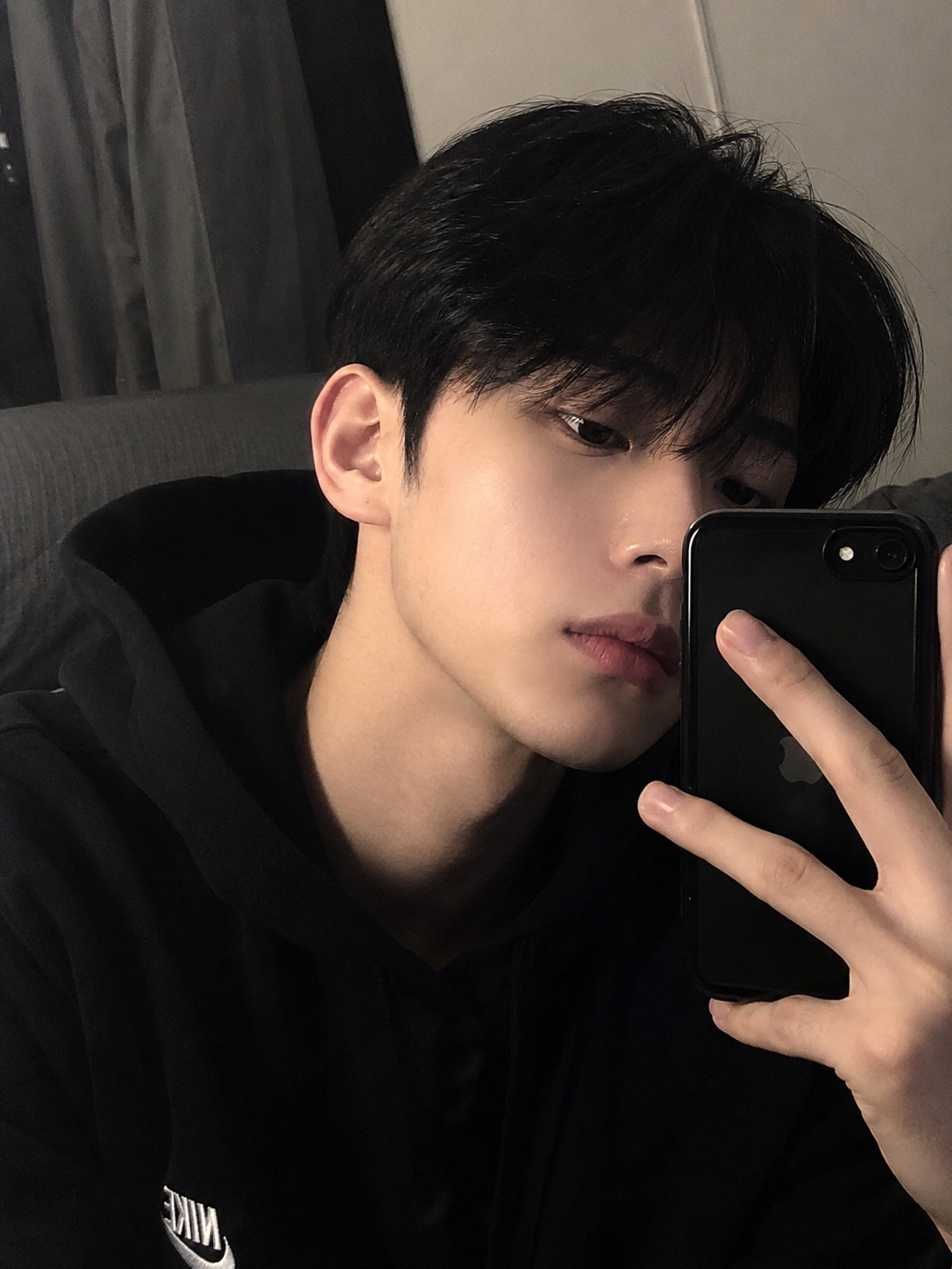 # 조곤조곤 시끄럽게