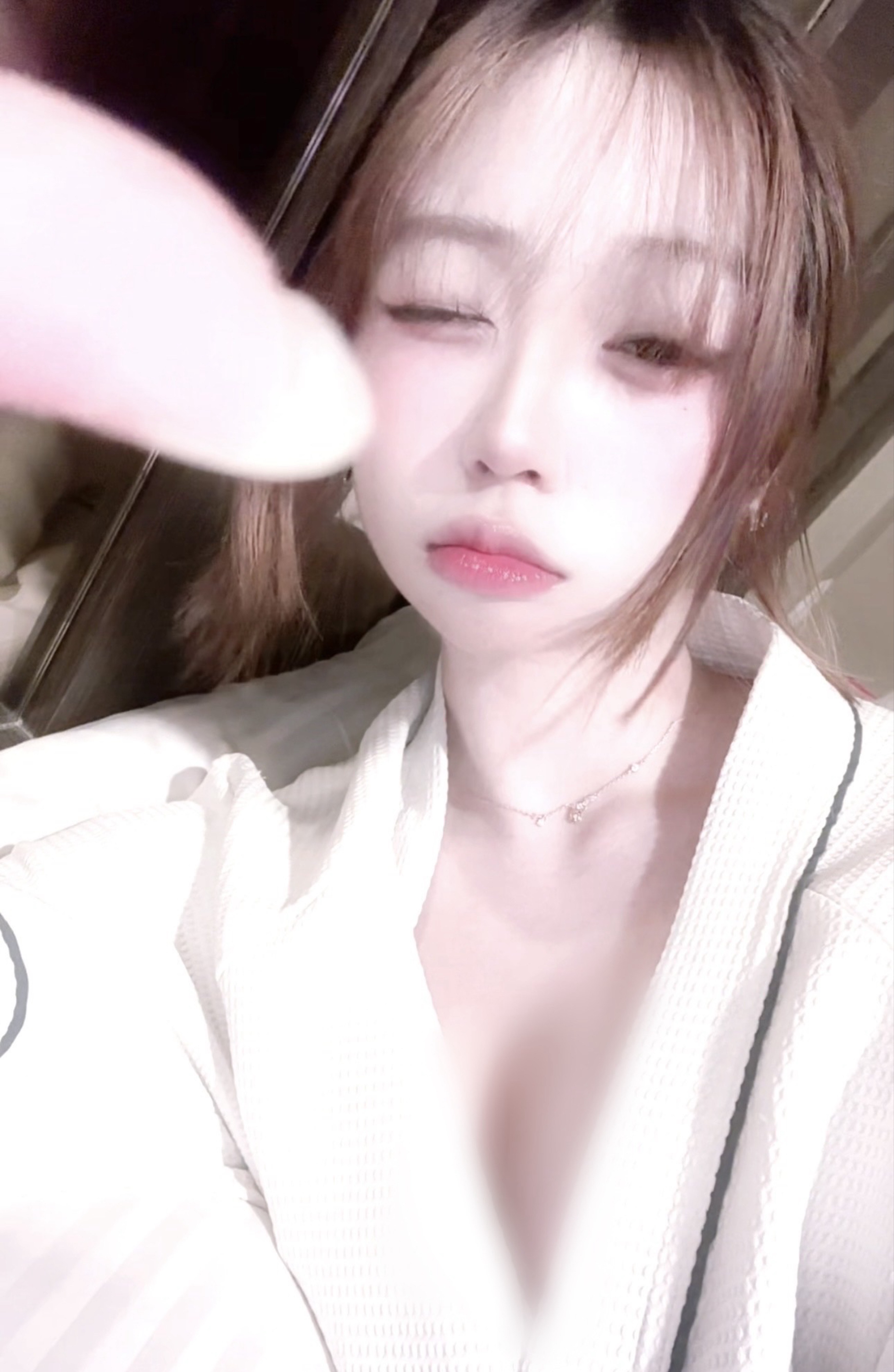 #_ 나로는 부족해 ?