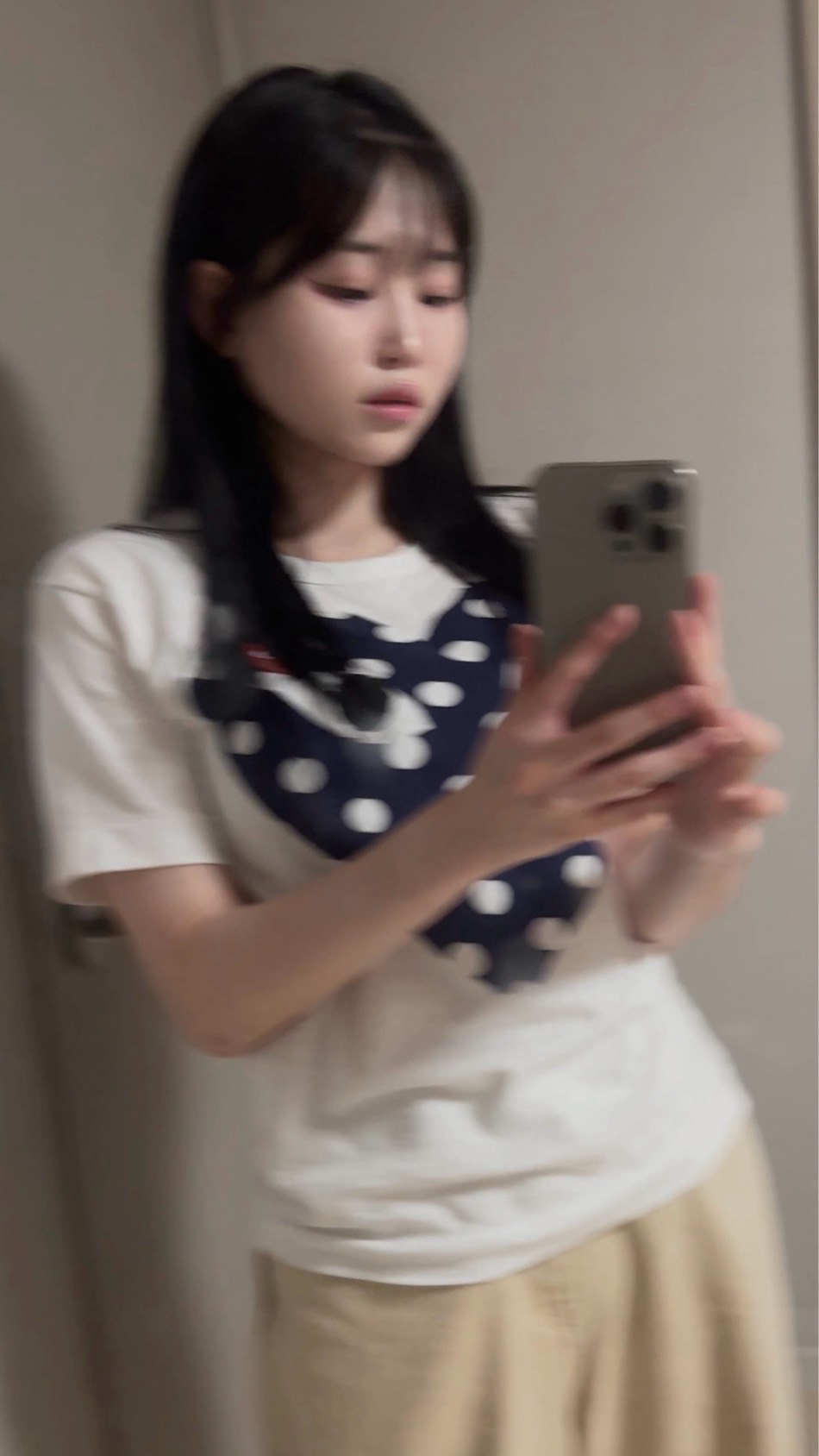 기여웅~