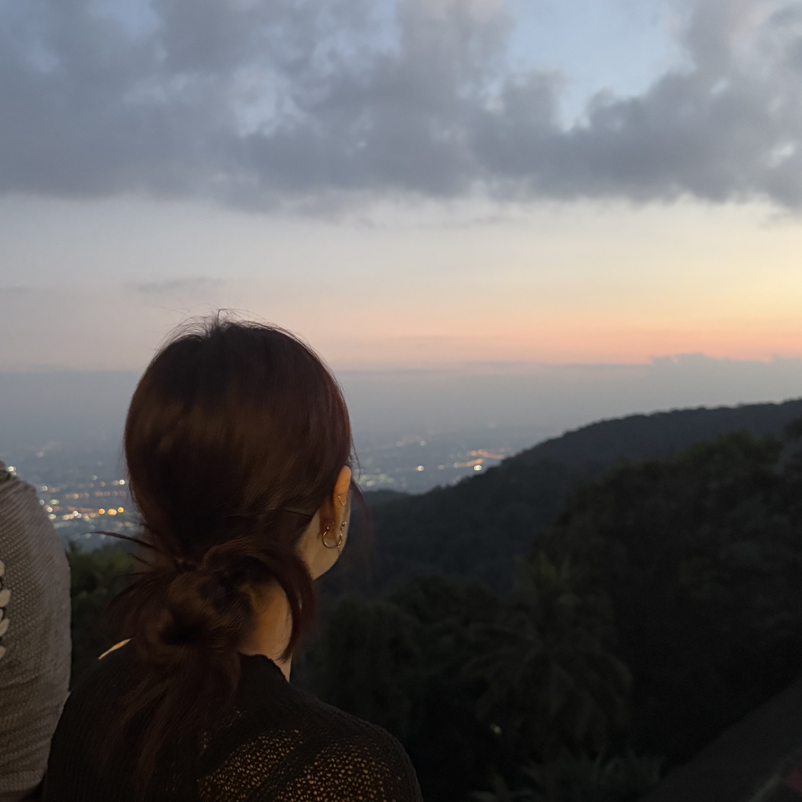 금요일 늦은 밤,