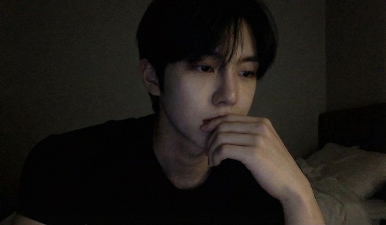 나 우울해서 스푼켰어