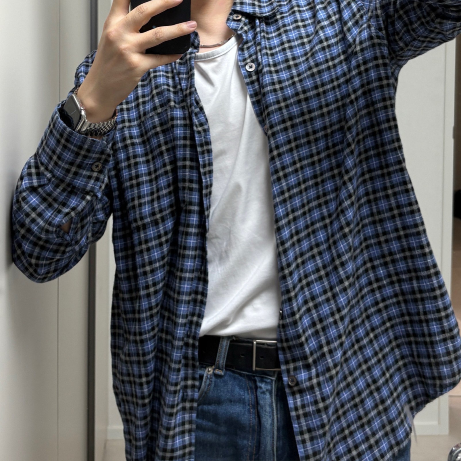 에어컨 시원하게 틀고 듣는