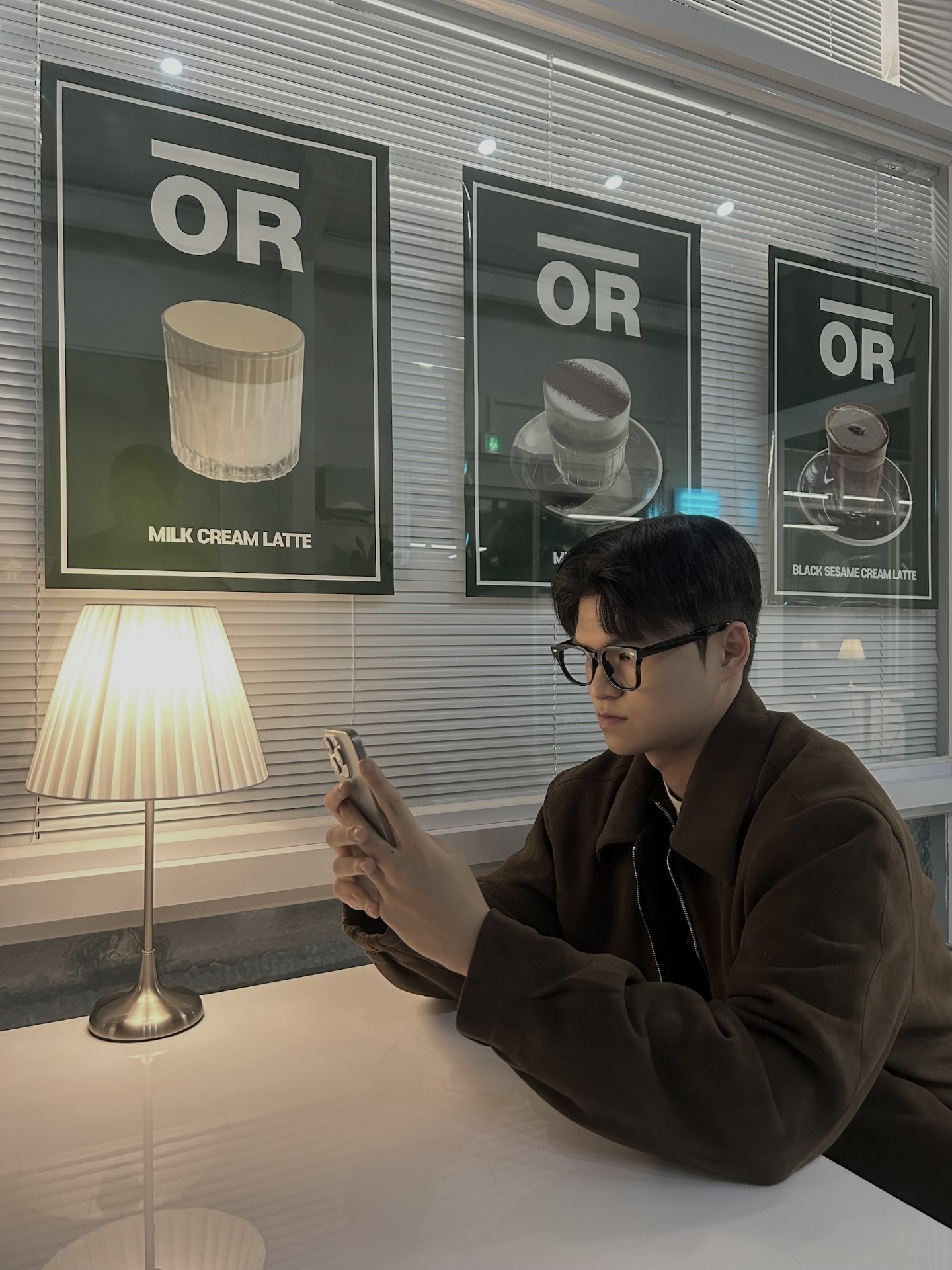 # . 널 기다리는중 ,,