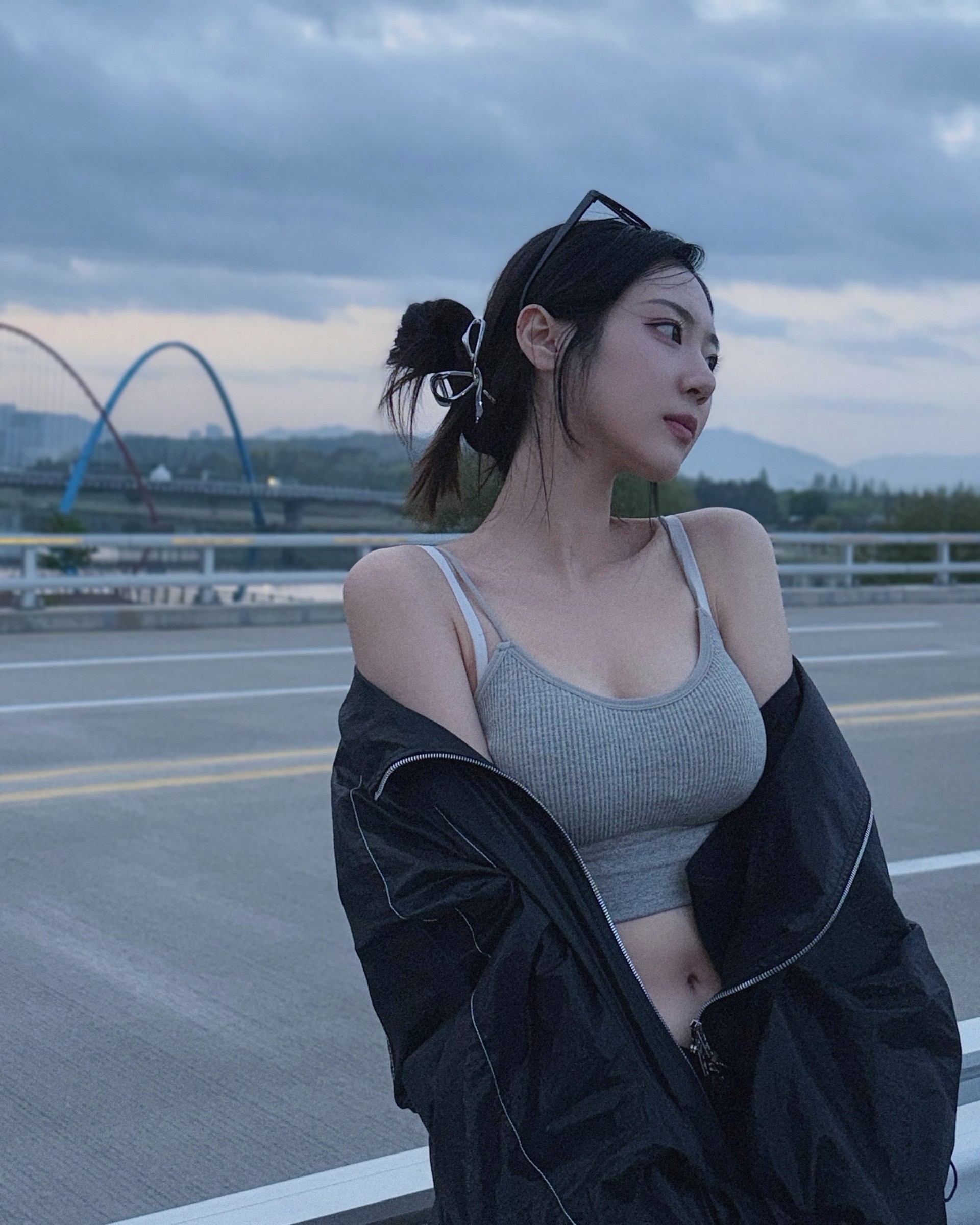 좀 더 잘까 ?