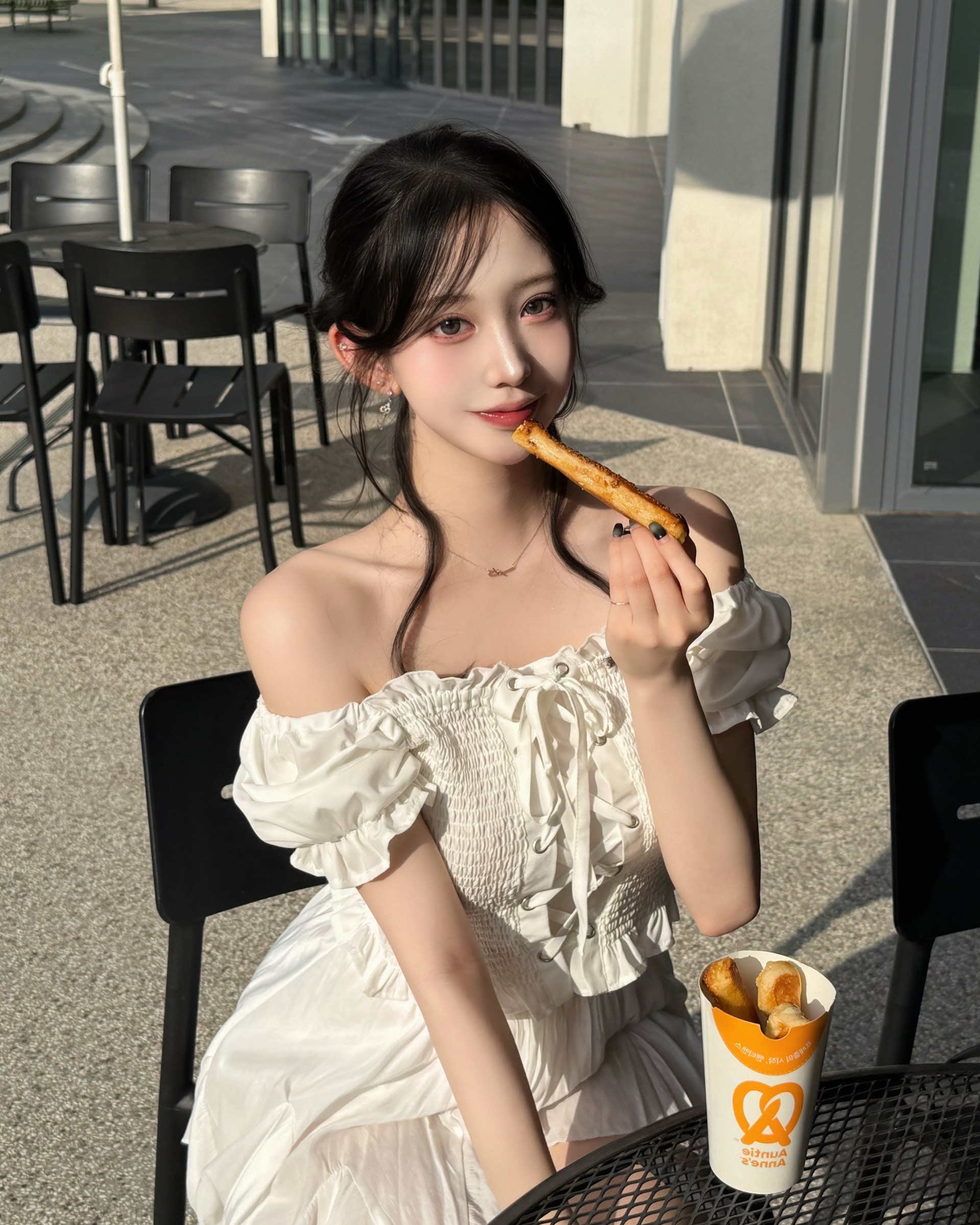 저는님들의점심방송을하러온사람입니다