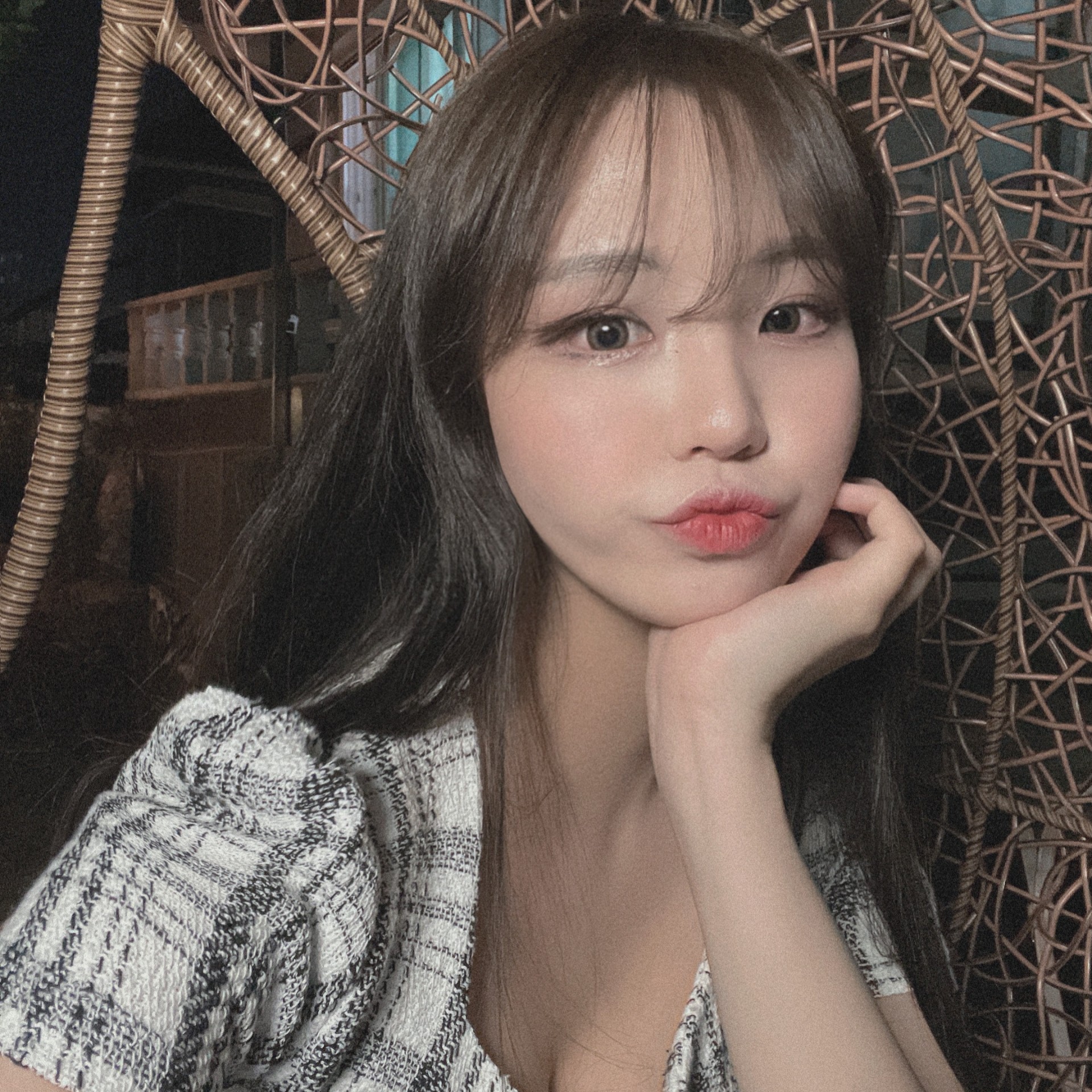 퇴폐미; 퇴근길 폐인된 미친사람들