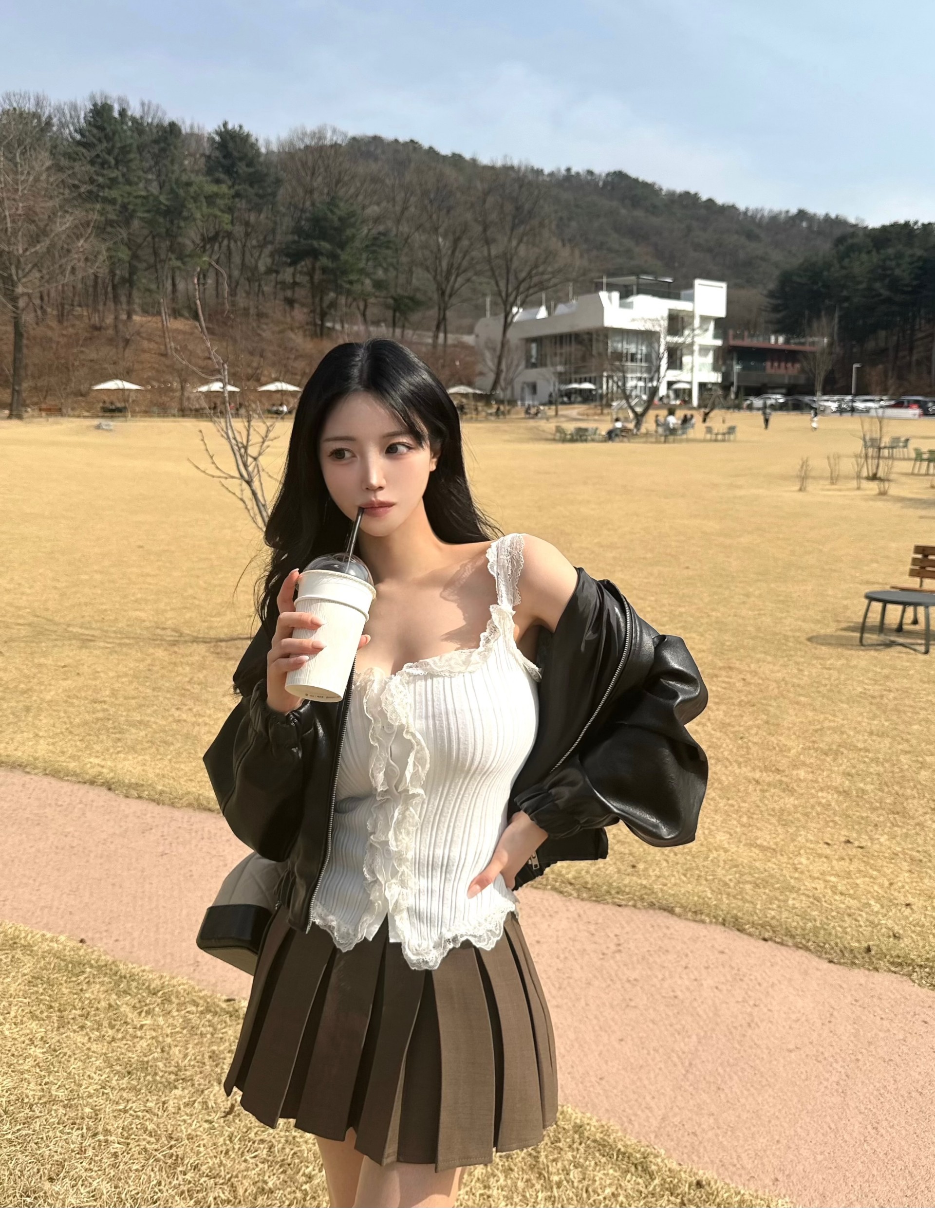 보기 드문 여자인 걸