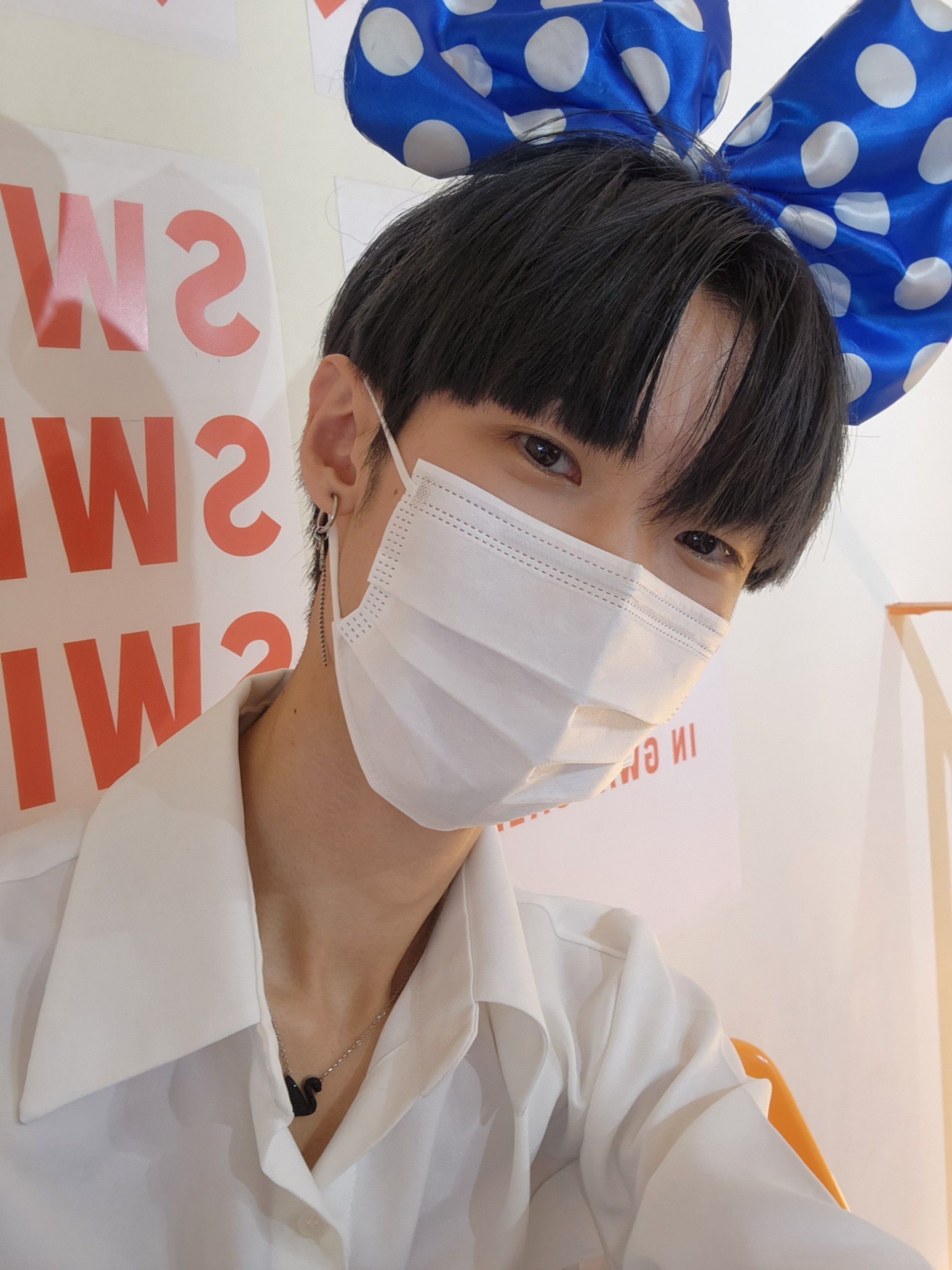 빼빼로 받고싶은사람🙋🏻‍♂❤️