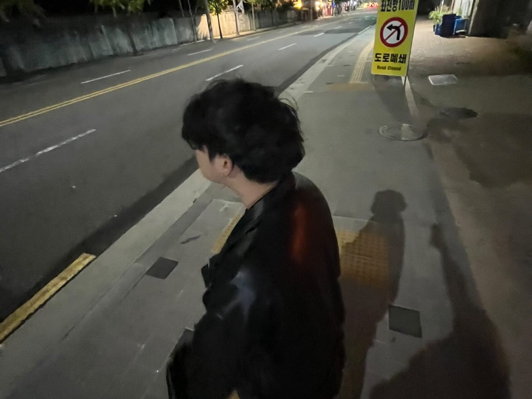 내일은 좀 보자 ..