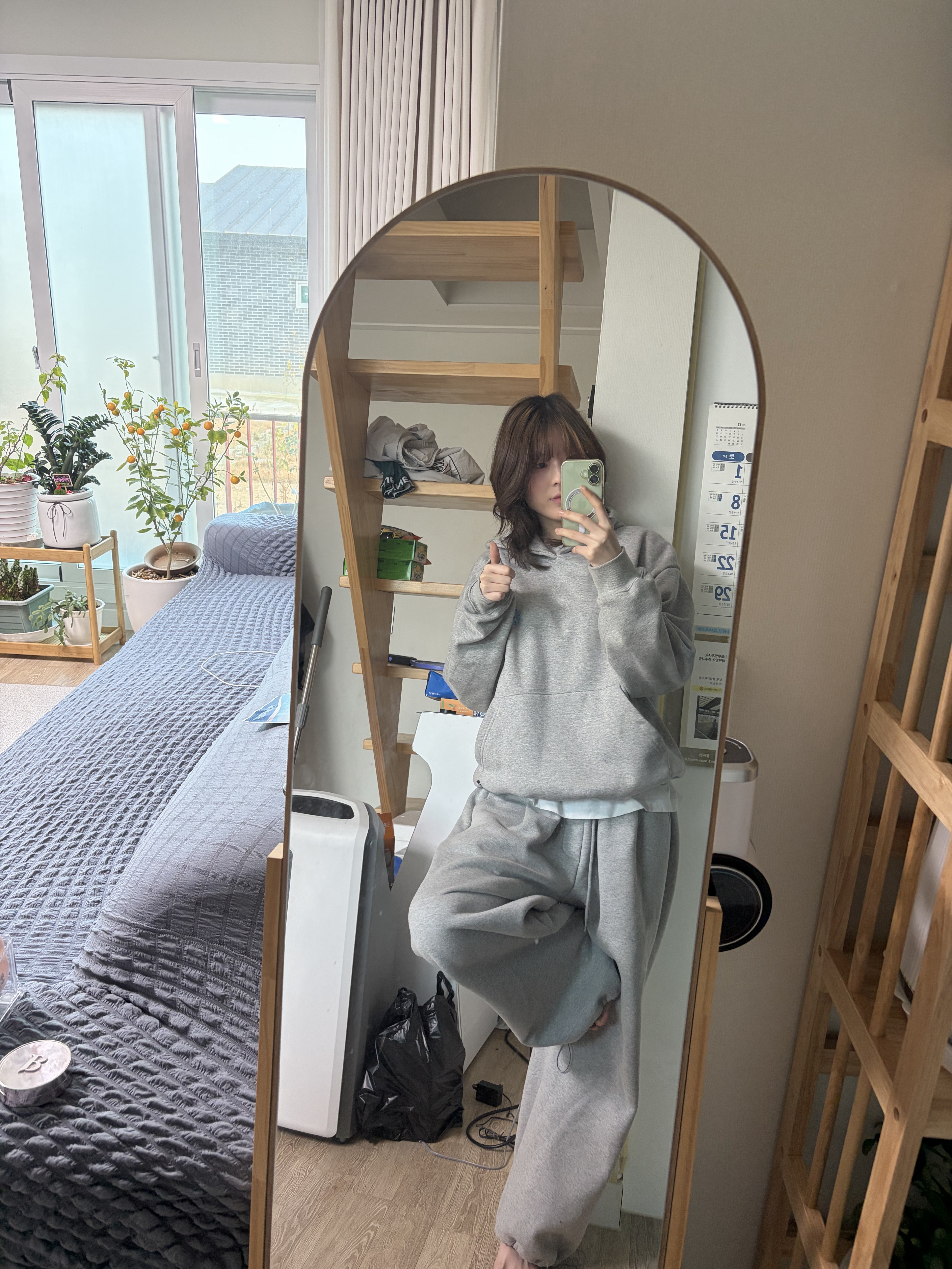 엉덩이가멈추지않는탓일까..