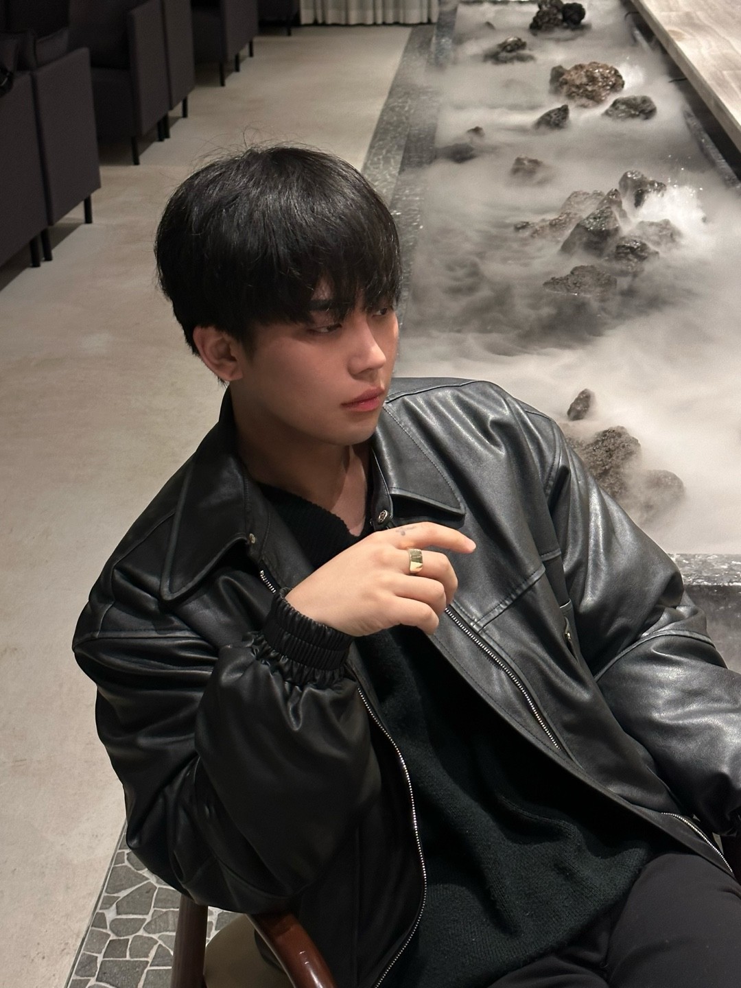 # 가슴이 웅장해지는 소개팅