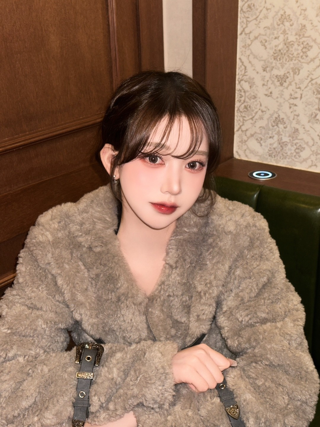 사랑스러운 여자