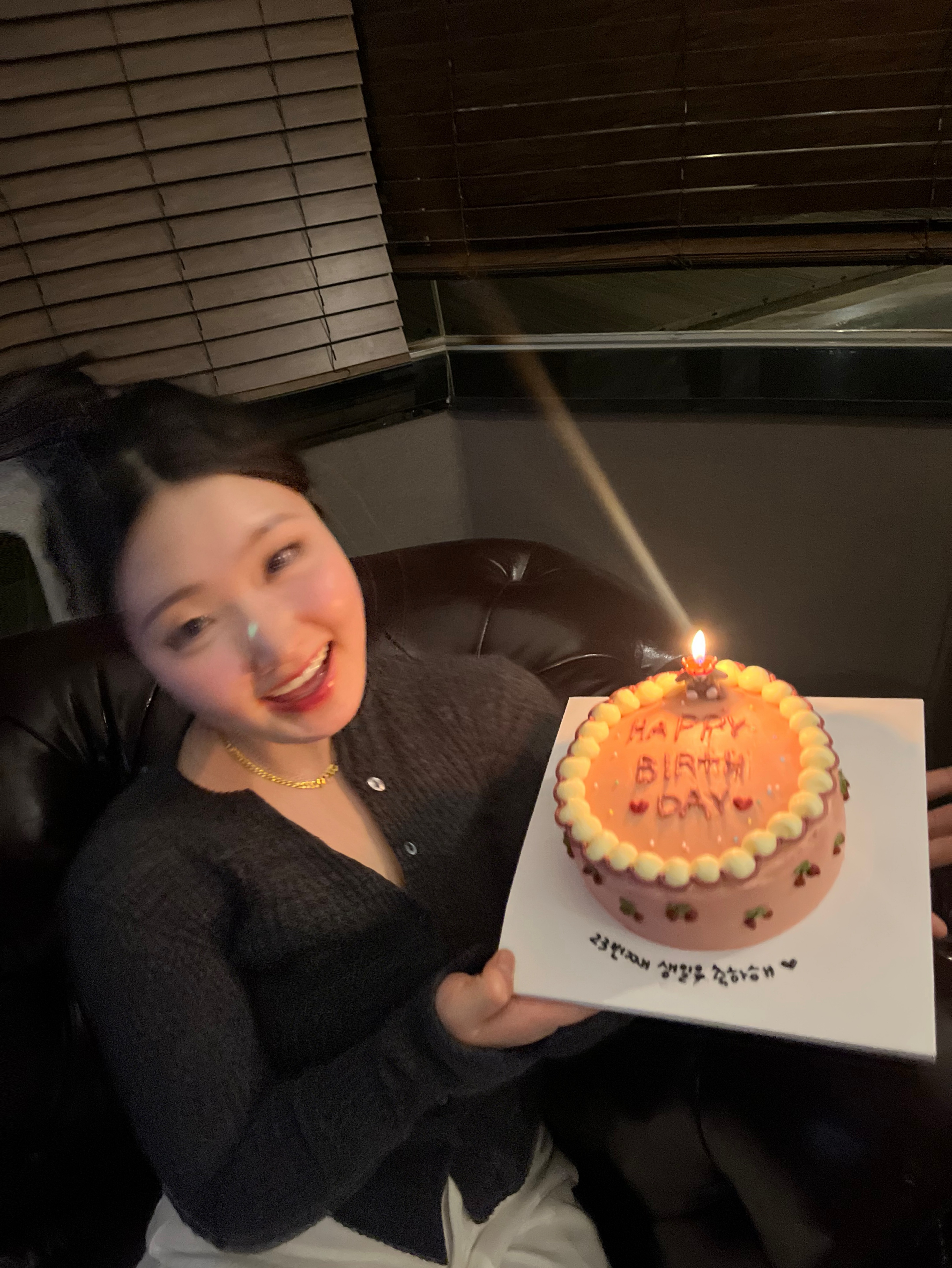 믿을 수가 없어 꿈을 꾸는 걸까