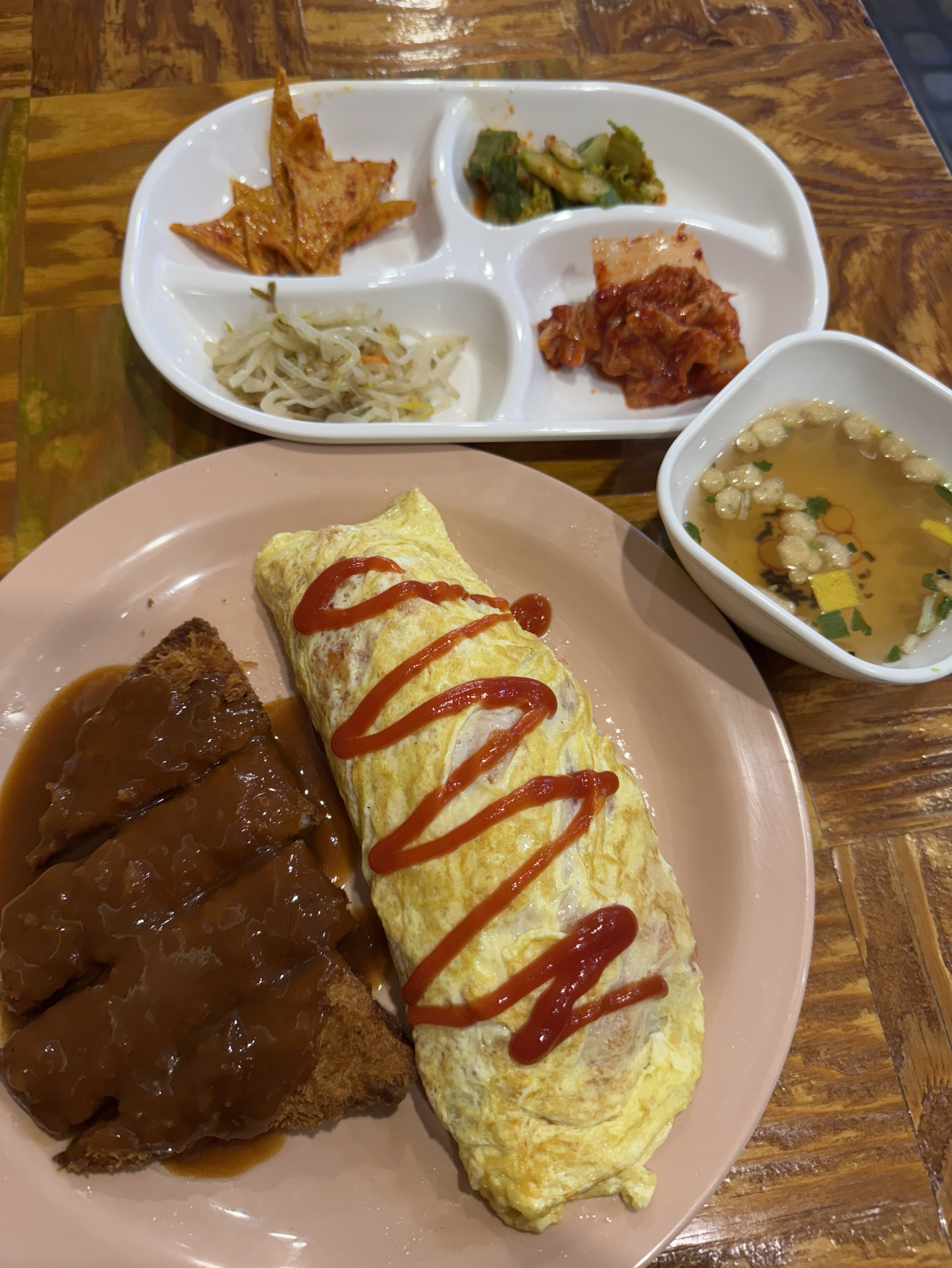 일하면서 방송하는 잉뚣