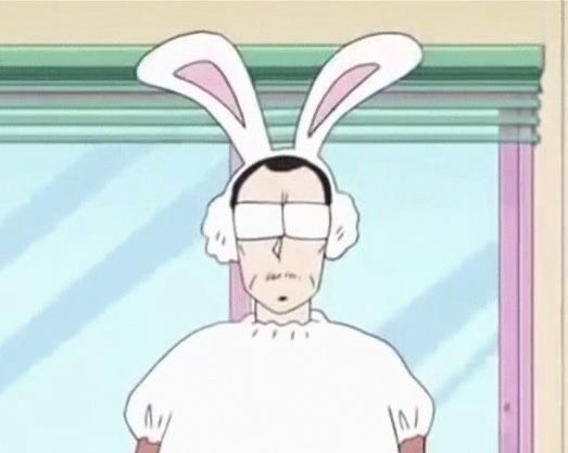 뒷골 땡기는 여자 등장 🩵