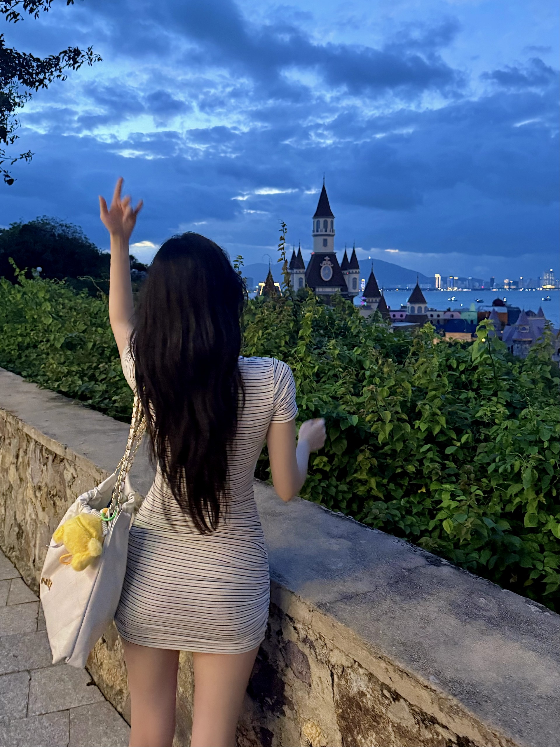 많이 기다렸어 ?