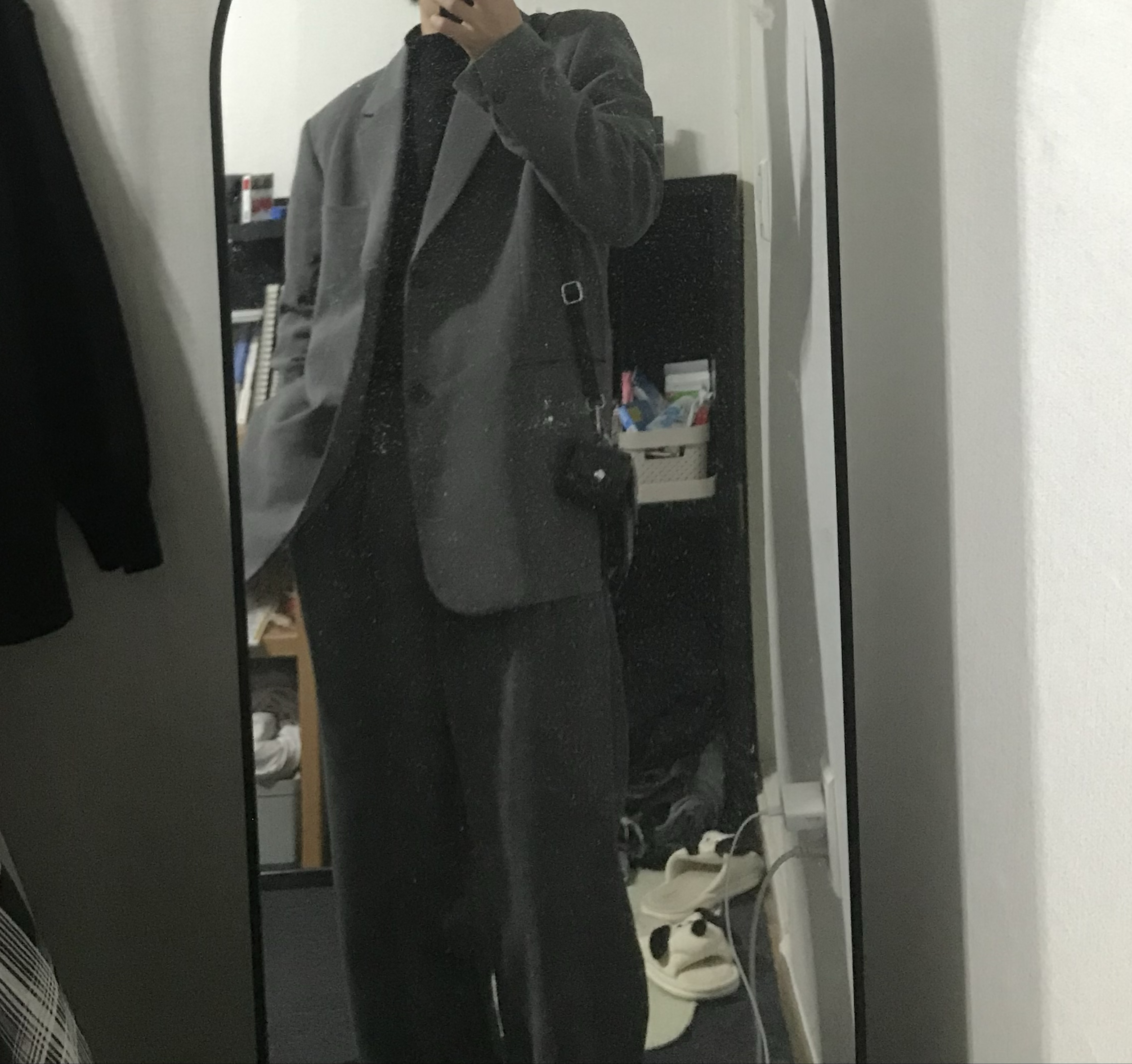 #15.  보고싶어,  언제와~