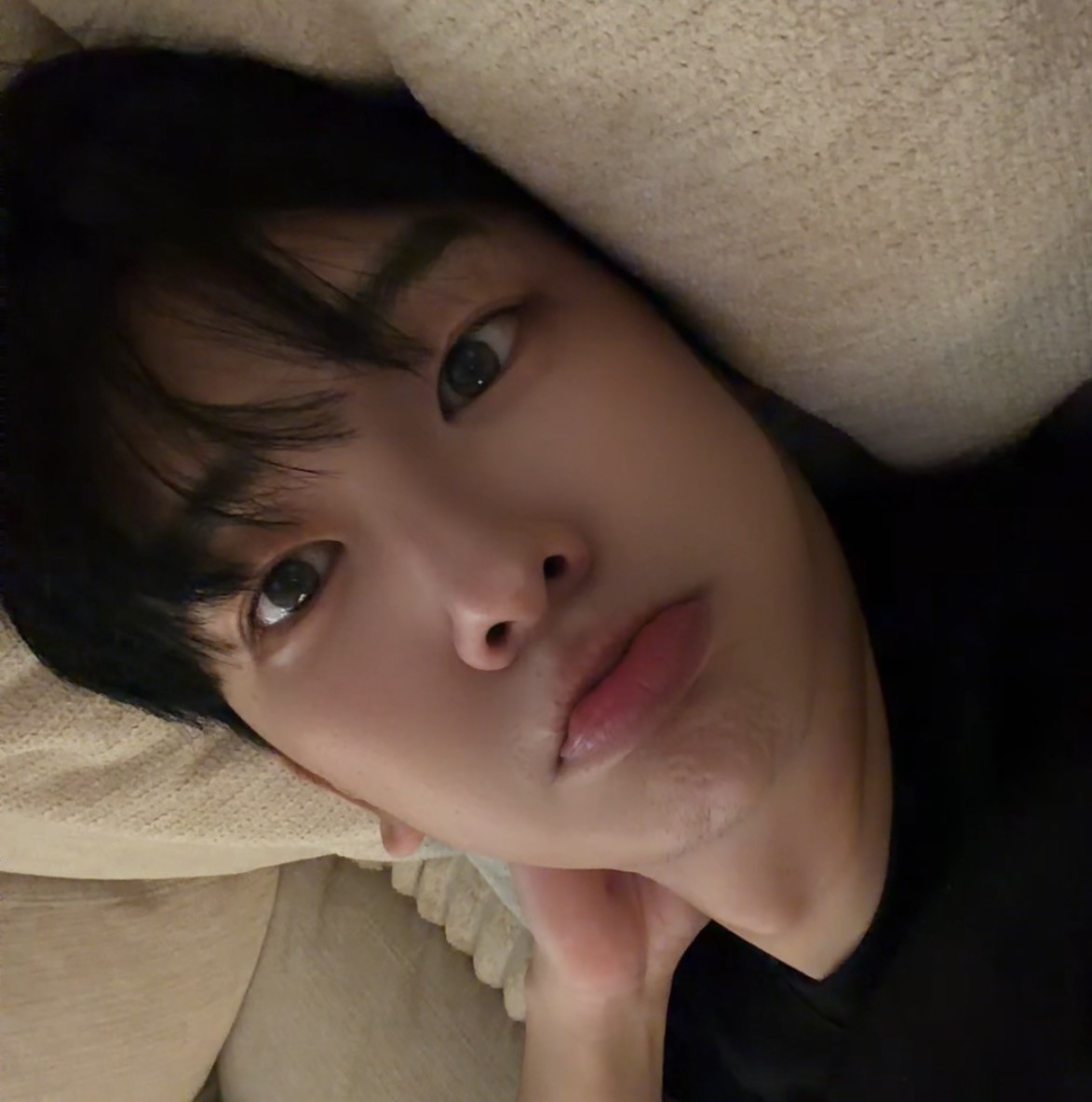 # 오늘오후 9시에만나요 ! ! !