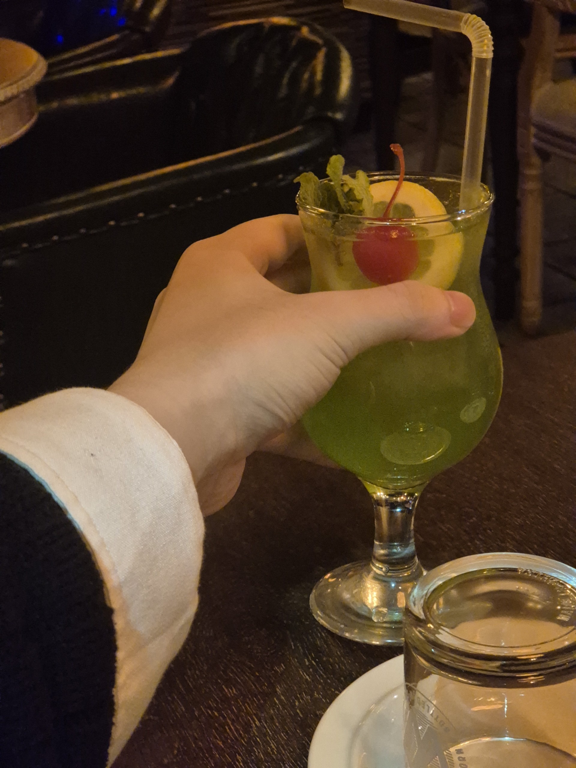 걱정도 팔아버리는 남자