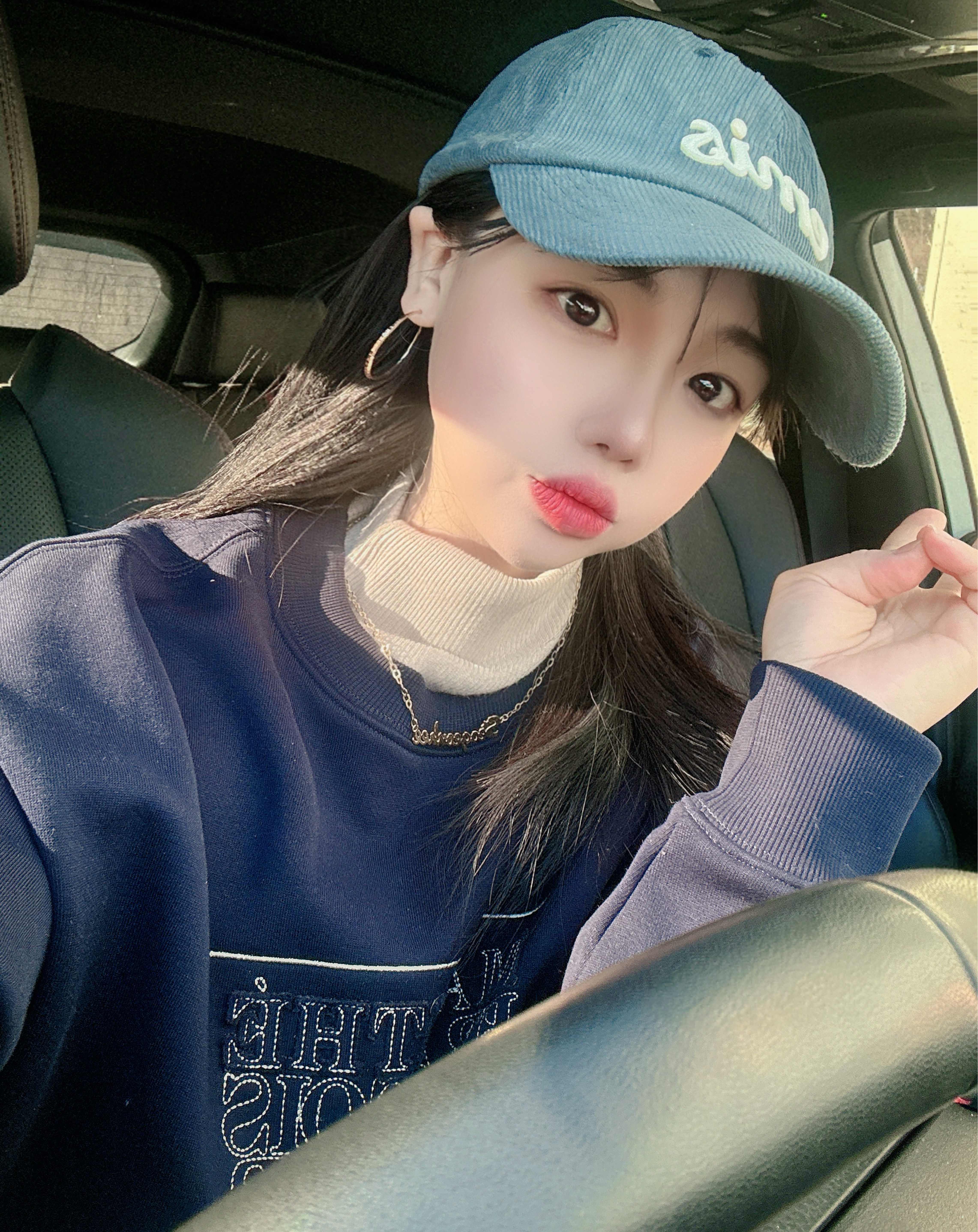 오늘도 킁모닝  !