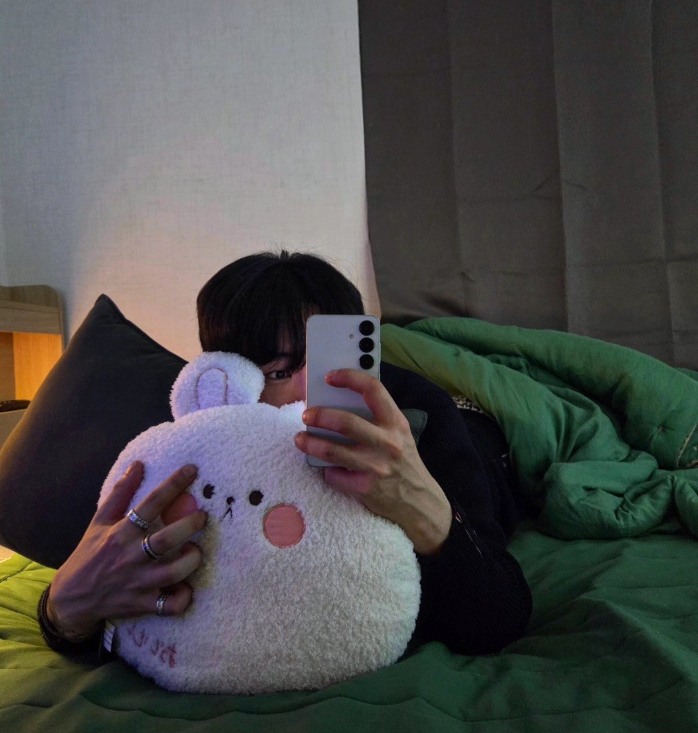 그냥 일하고 있는,