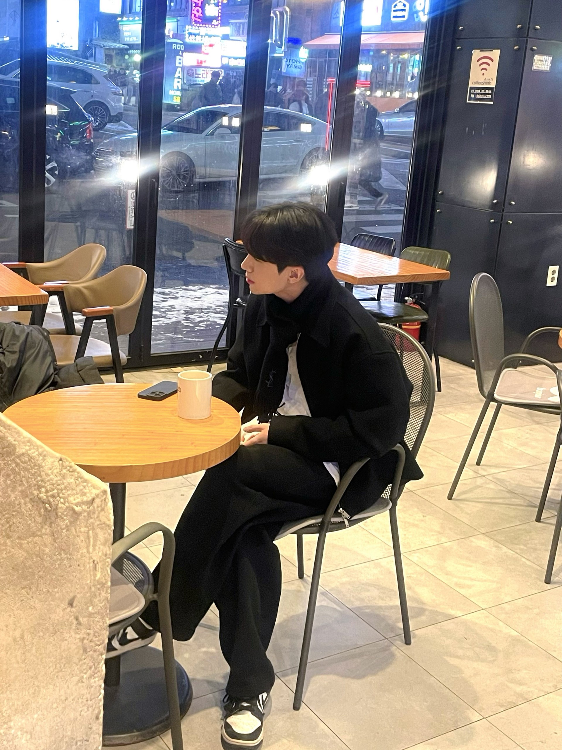 잠자긴 글러먹었네