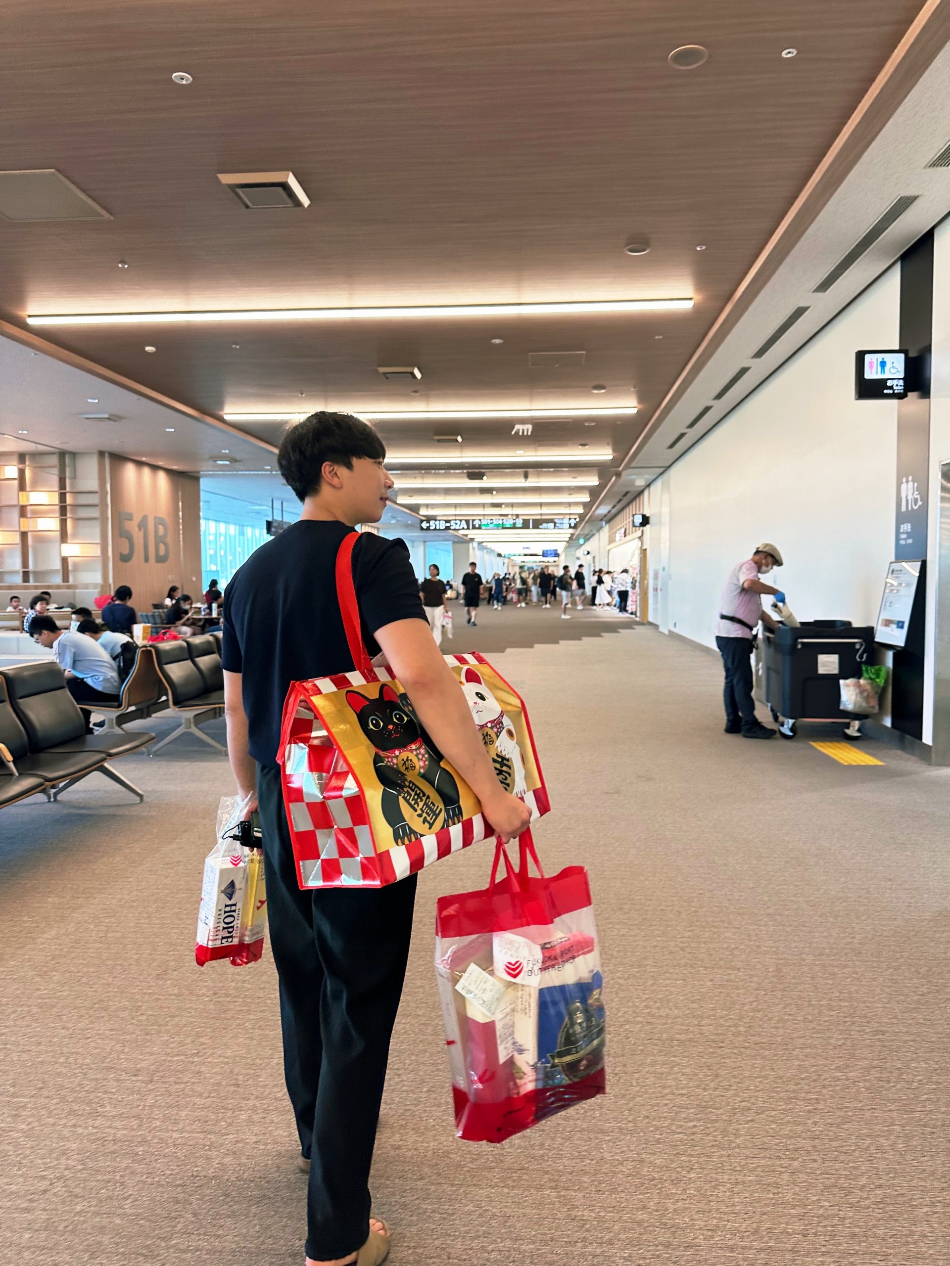 갈때 없으면 오세요~ 이씨