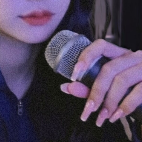 네. 노래 불러드리려고요.