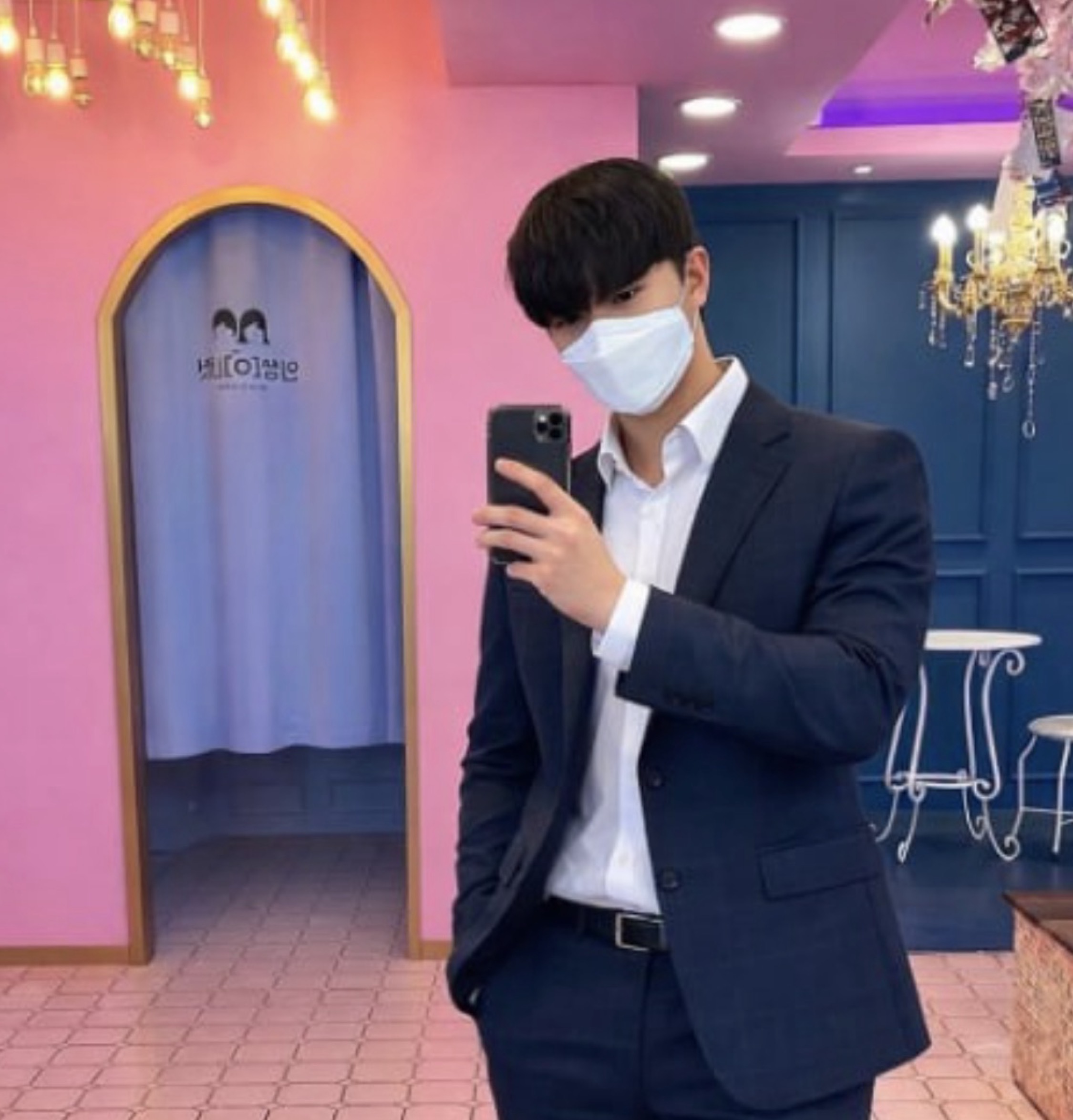 발렌타인데이가뭐야? 편하게들어와여ㅎㅎ