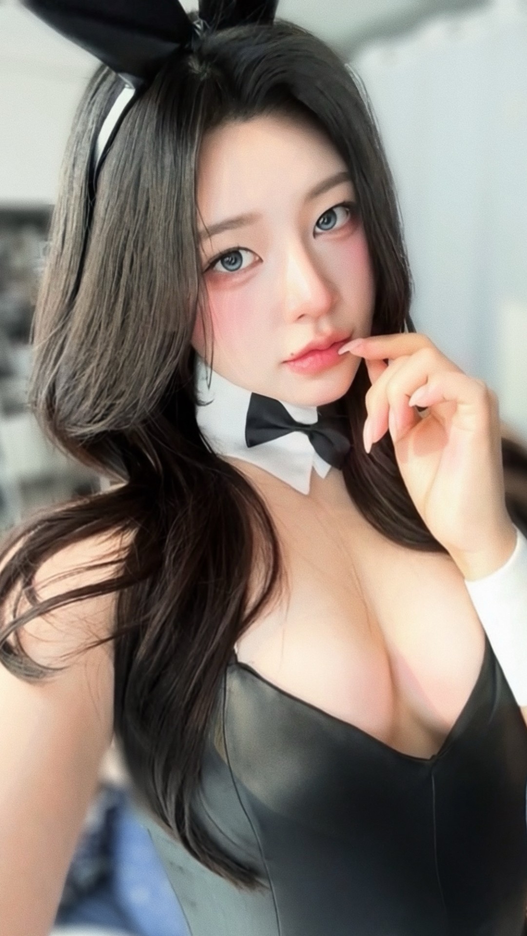 어떻게 참아요?