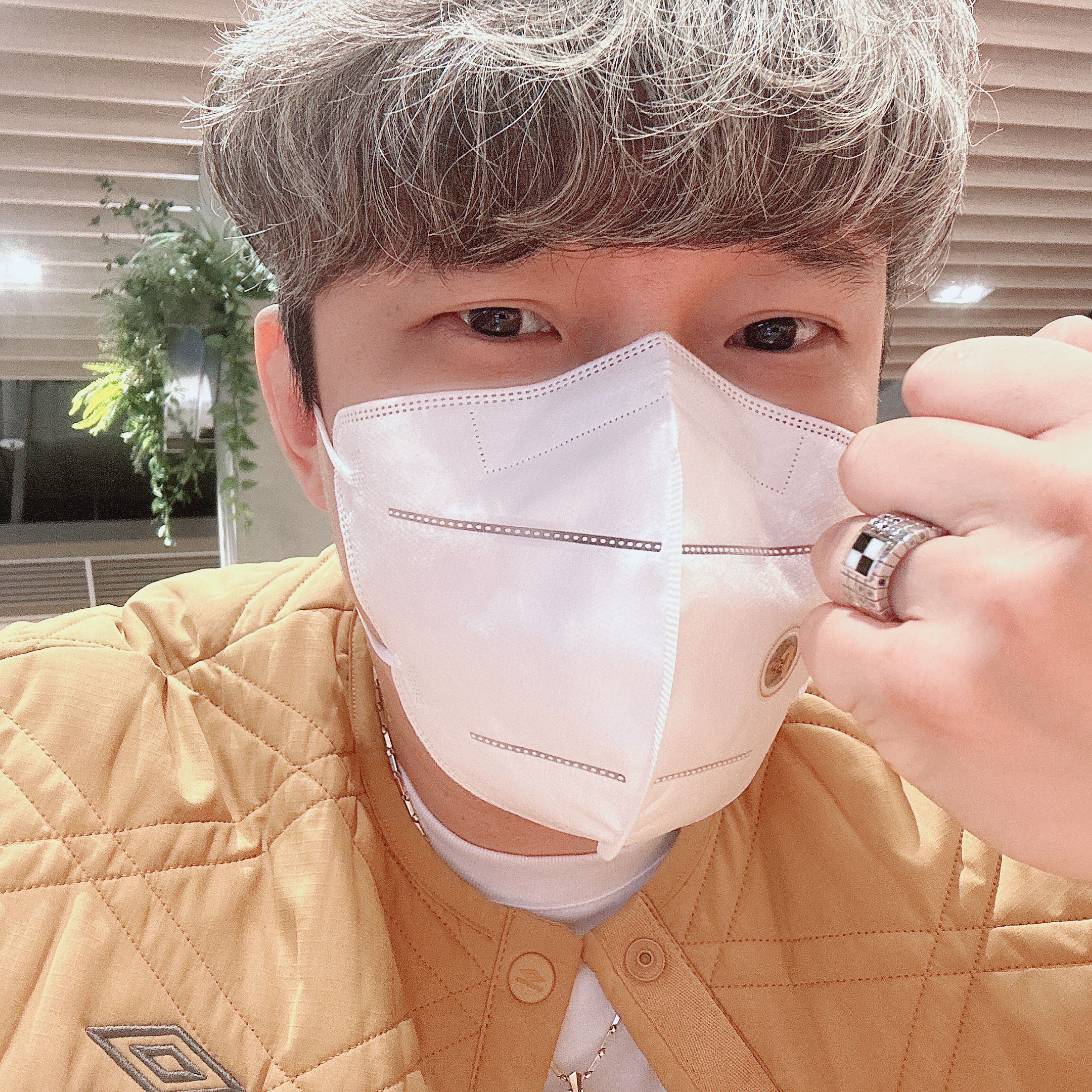 이젠 다정할게 팬 좀 눌러줘💚