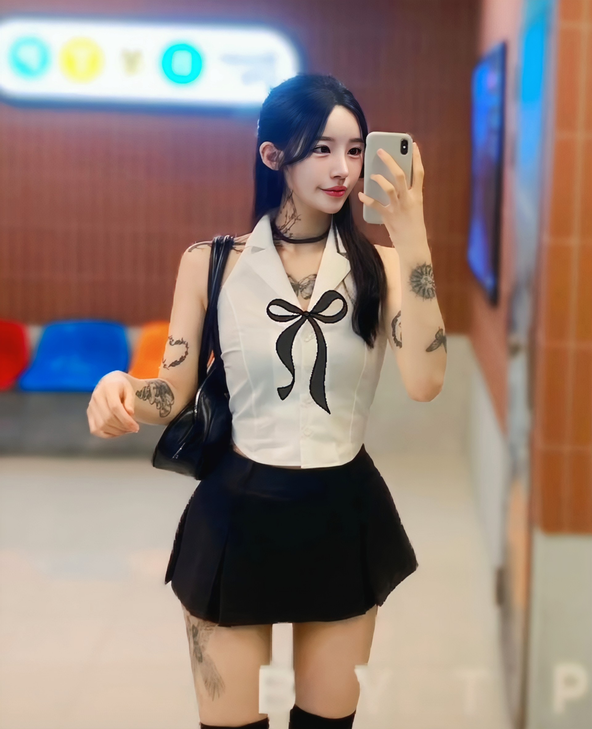 이쁘게 봐주세요 ♥︎