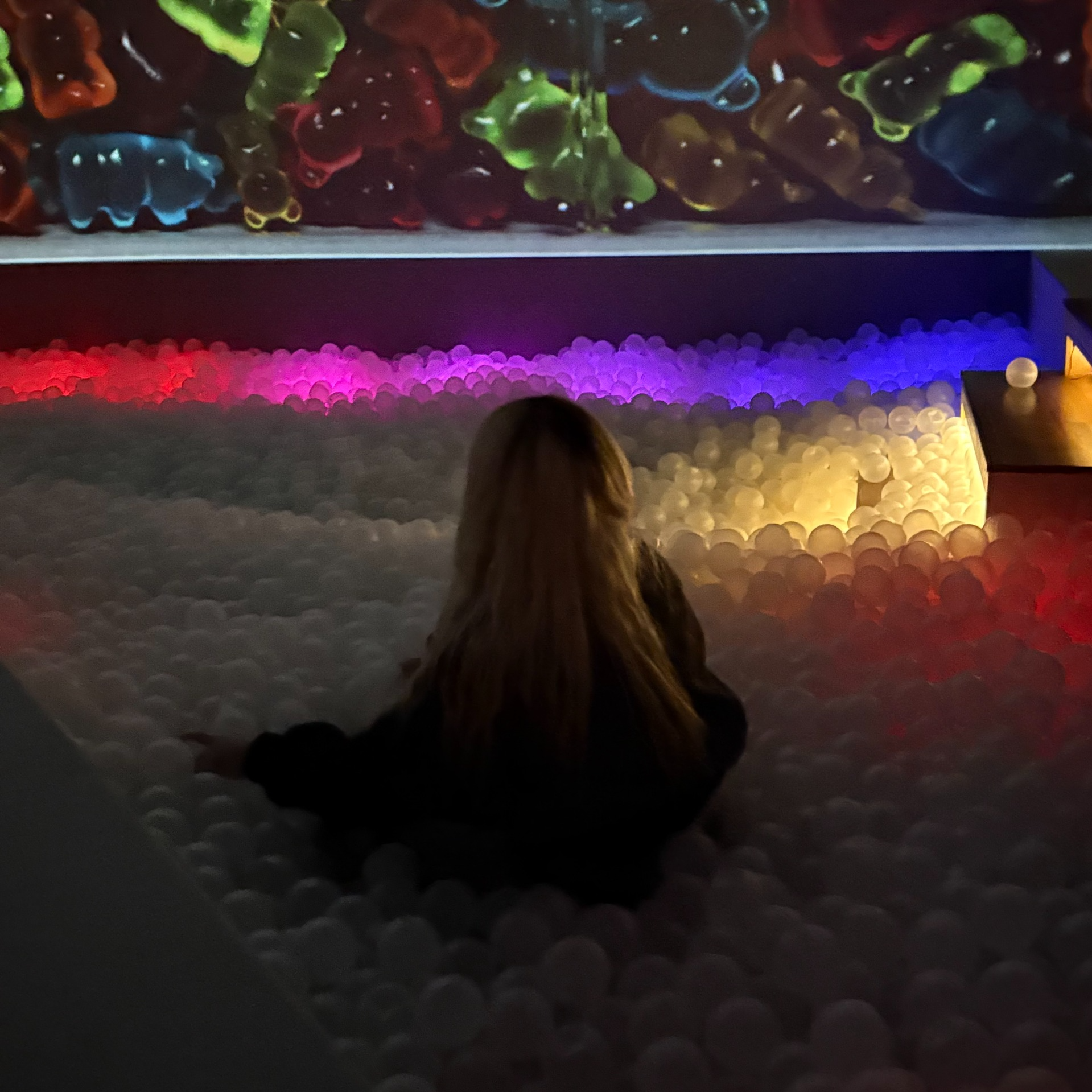 비토 주실 귀인을 찾고있읍.니.다