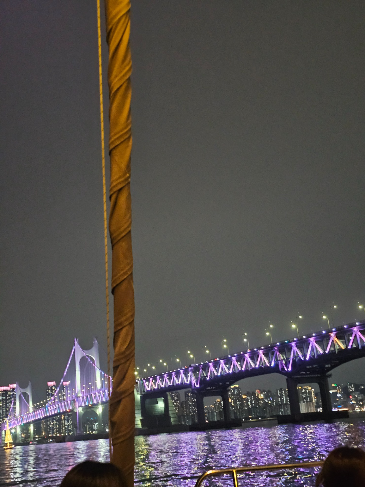 30+) 편하게 다가와주세요_,